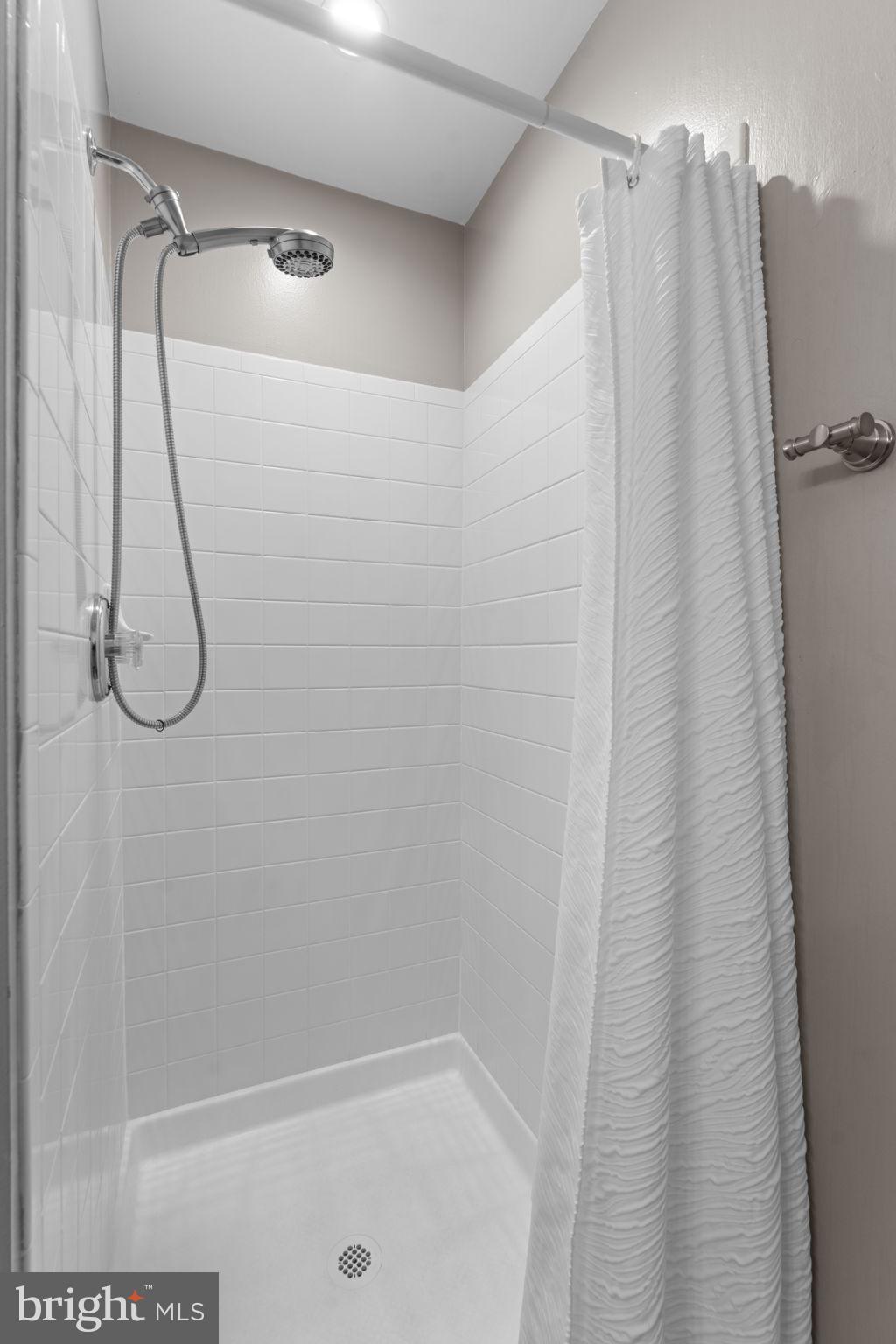 SOUTH MEADOWS - Residential