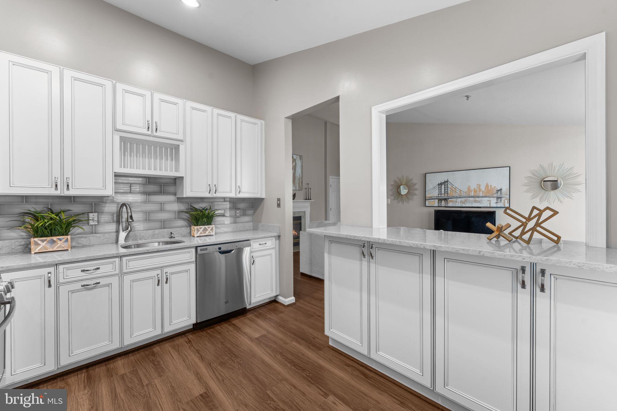 SOUTH MEADOWS - Residential