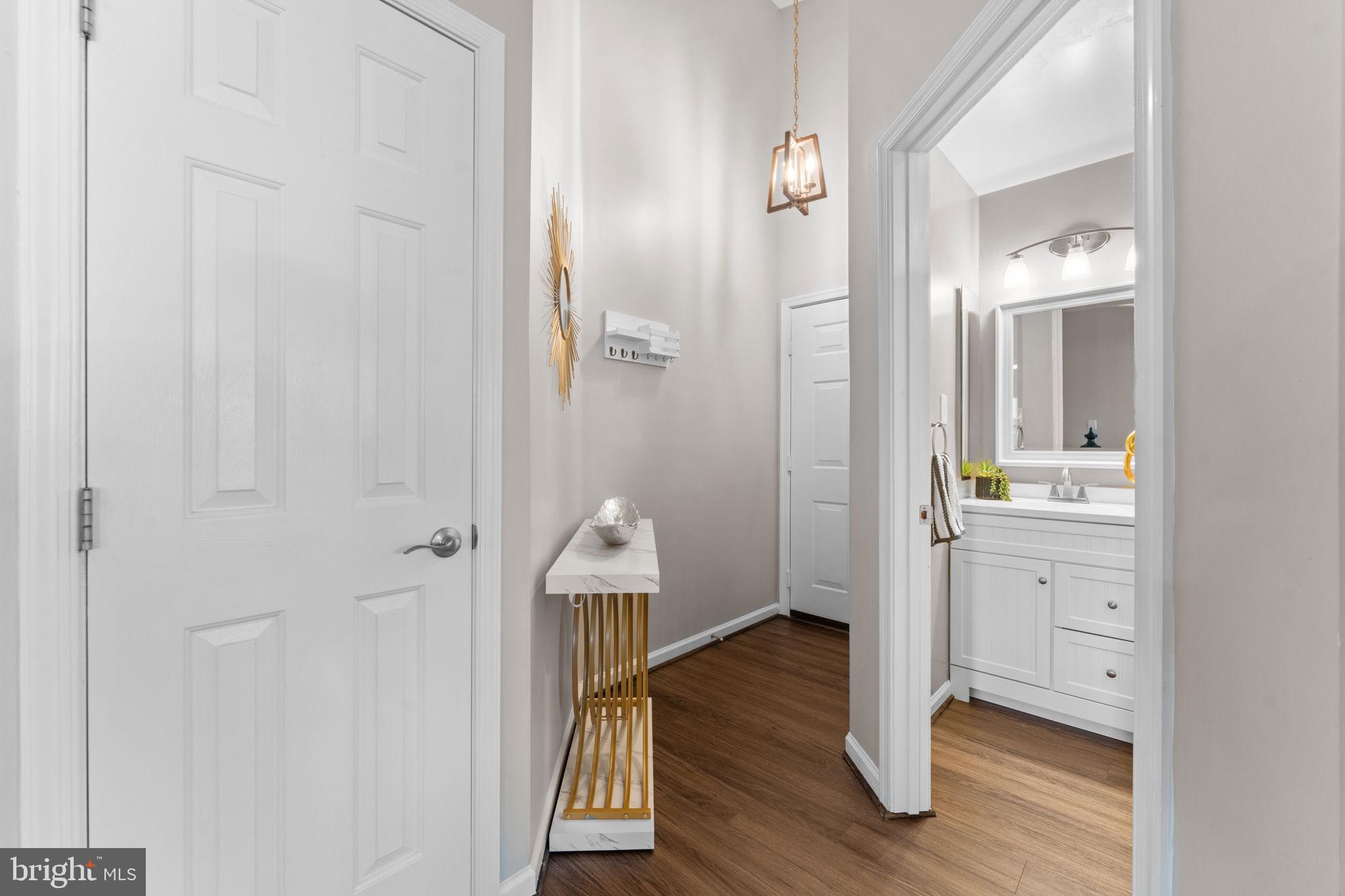 SOUTH MEADOWS - Residential