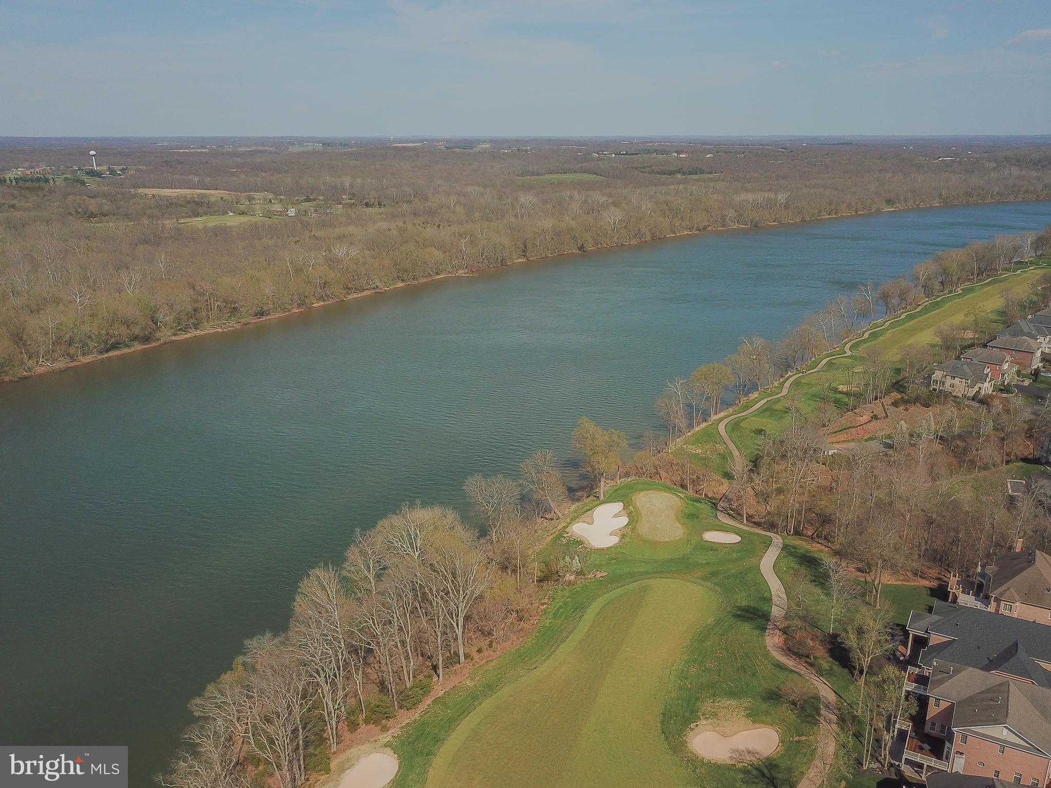 RIVER CREEK - Residential
