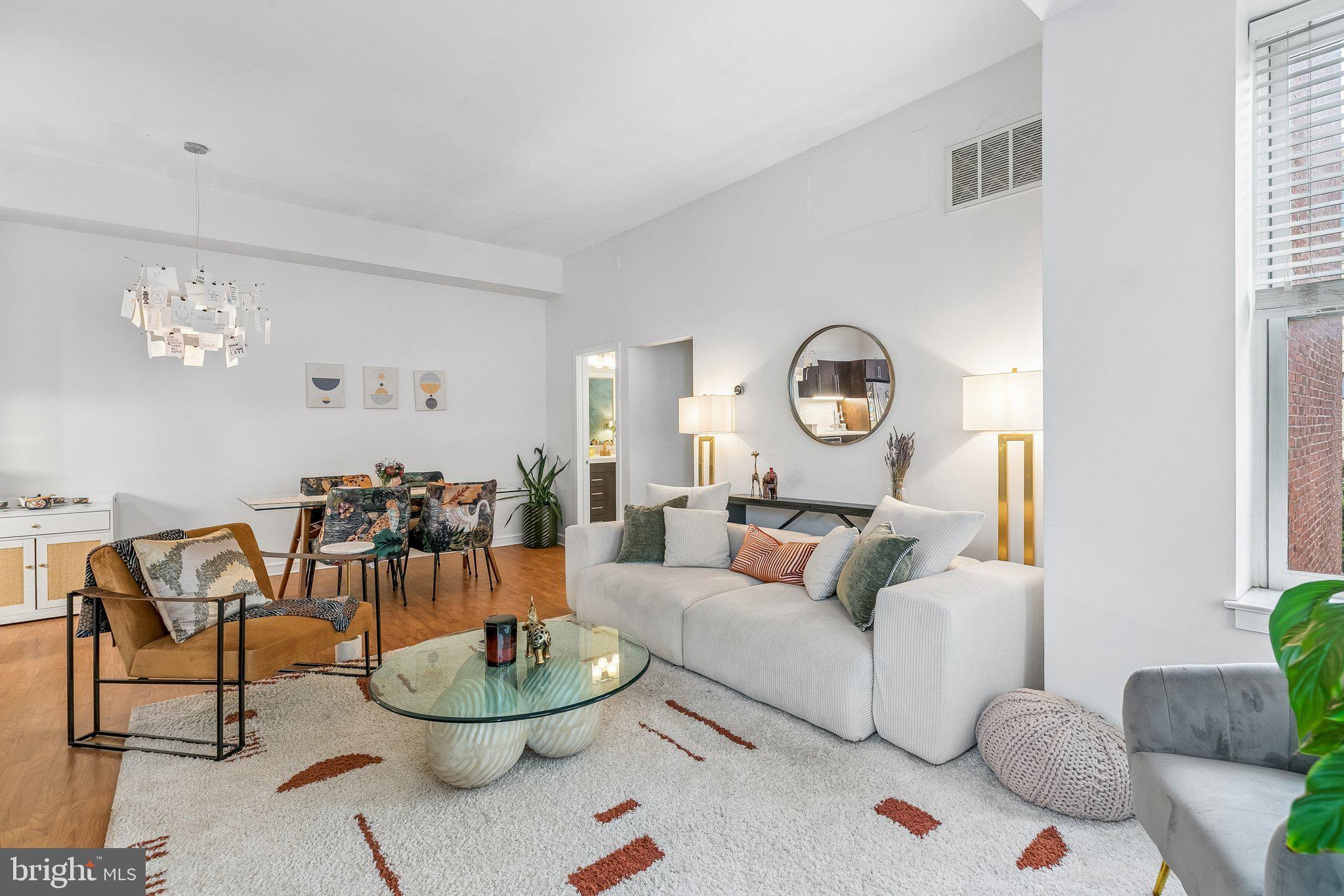 1500 GREEN STREET 2