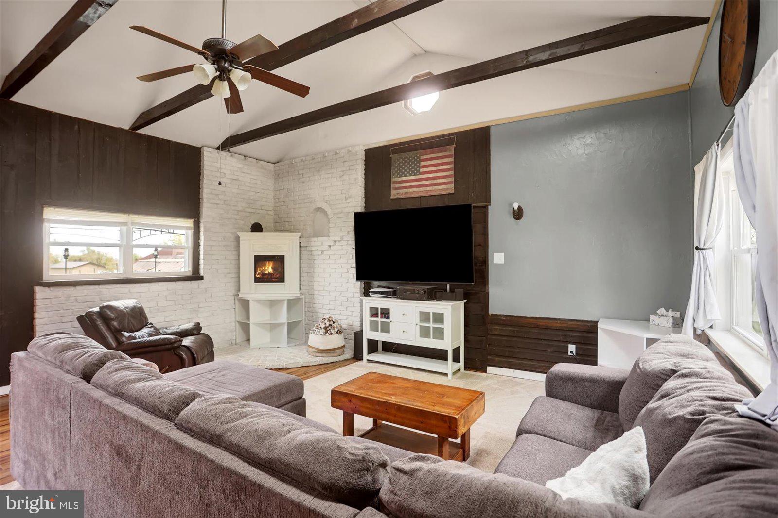 SMITH HILL EAST - Residential