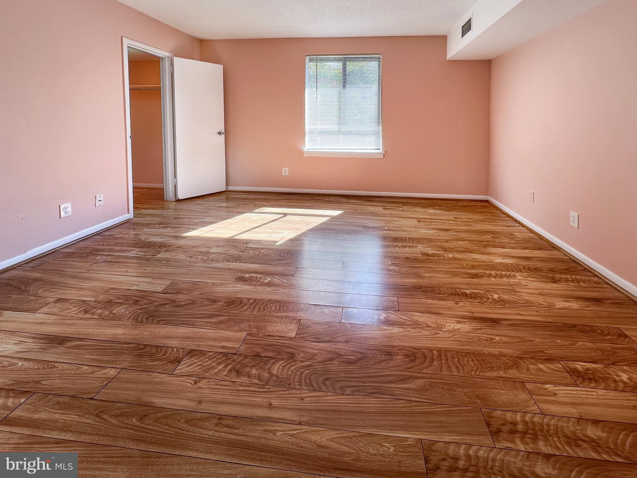 SHADOWOOD - Residential