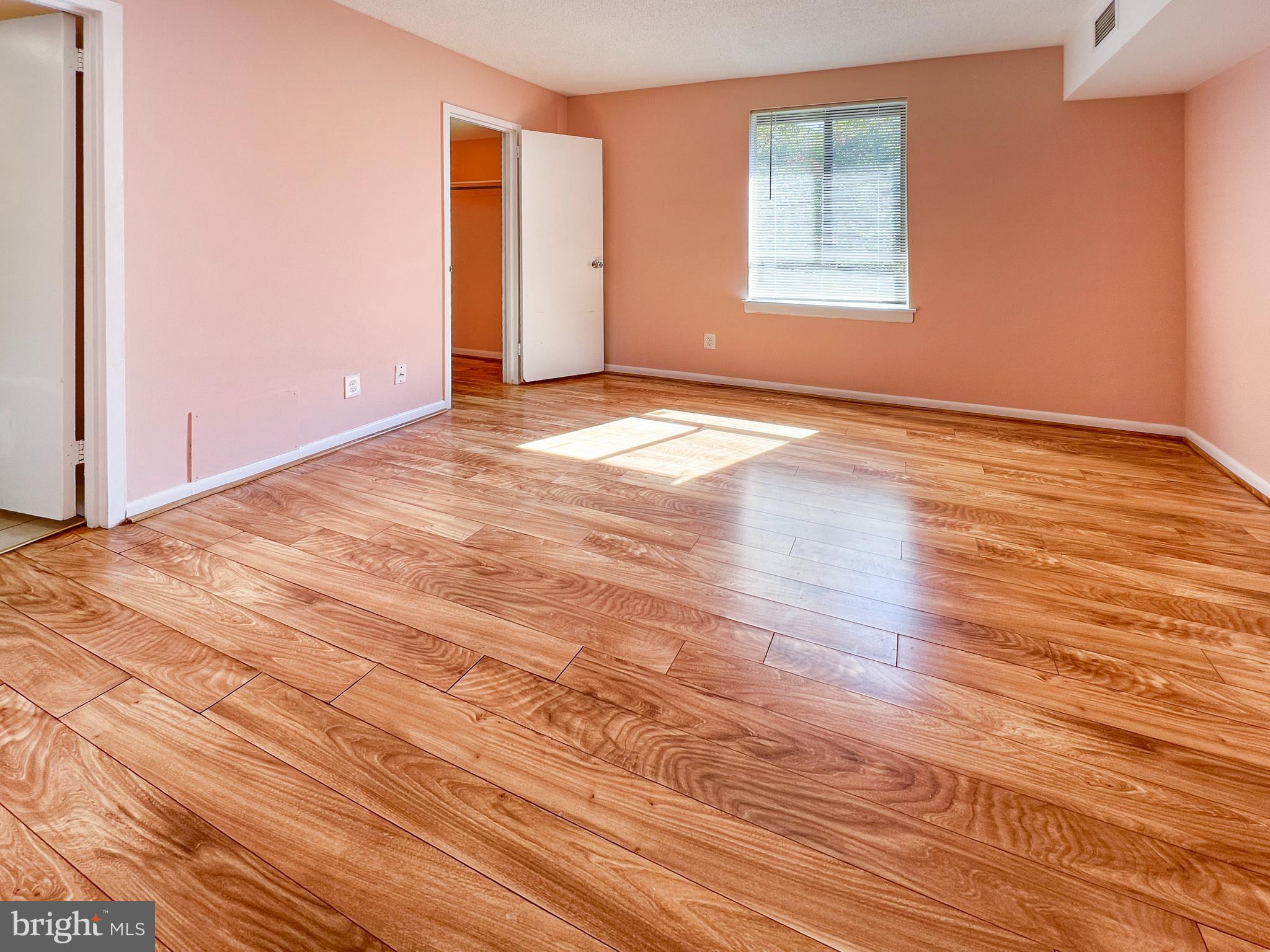 SHADOWOOD - Residential