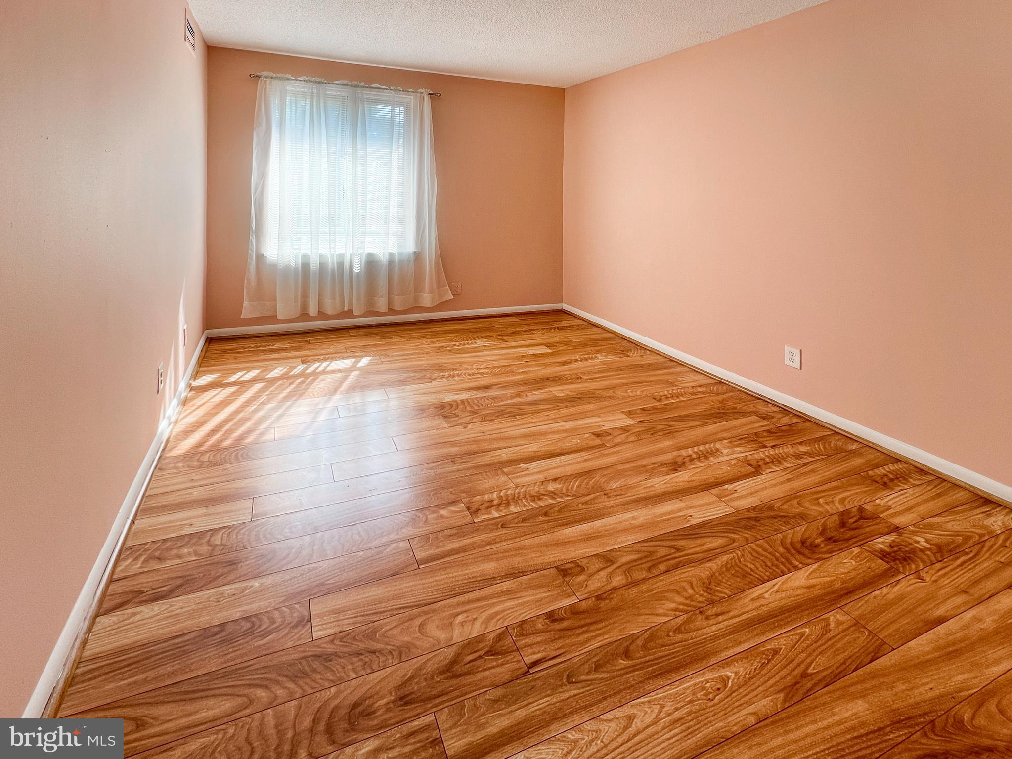 SHADOWOOD - Residential