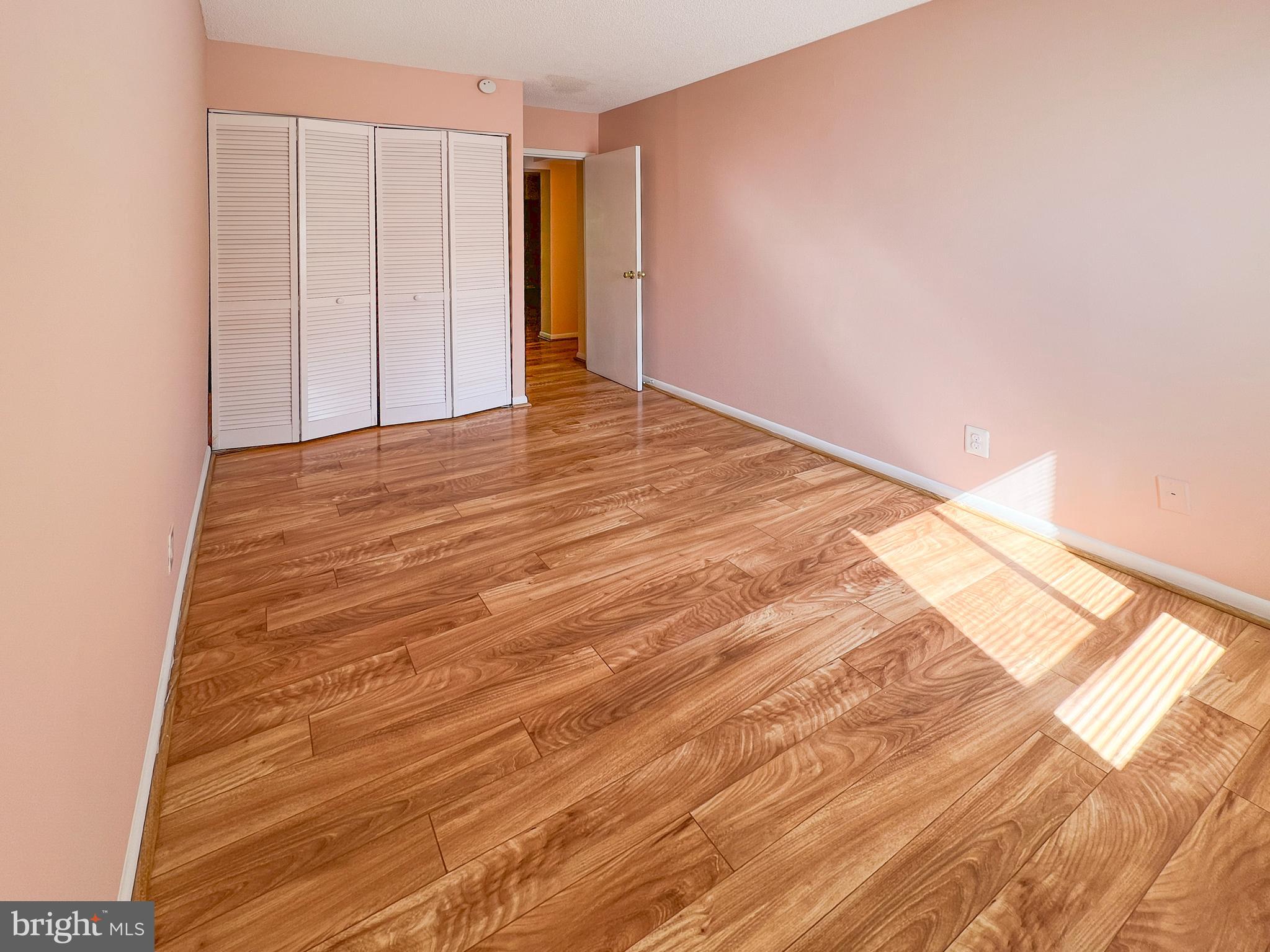 SHADOWOOD - Residential