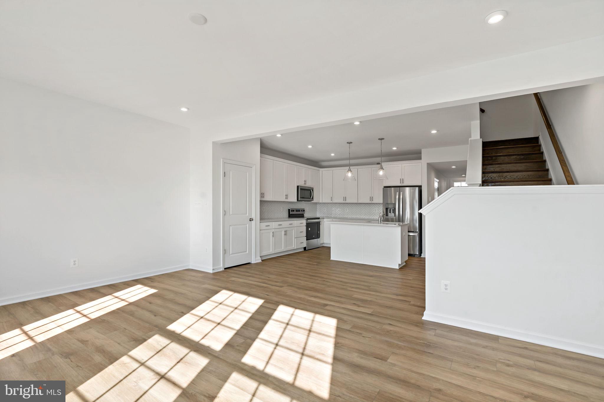 MARTINSBURG STATION - Residential