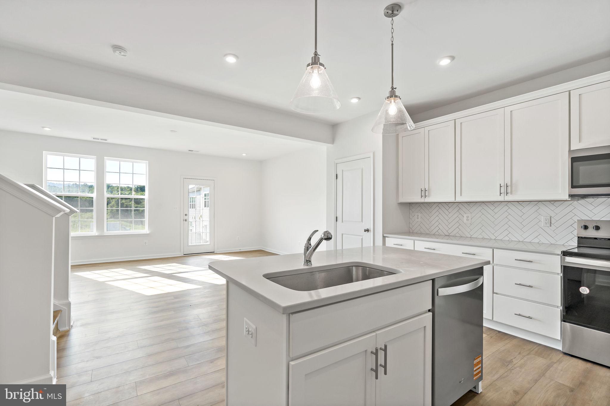 MARTINSBURG STATION - Residential