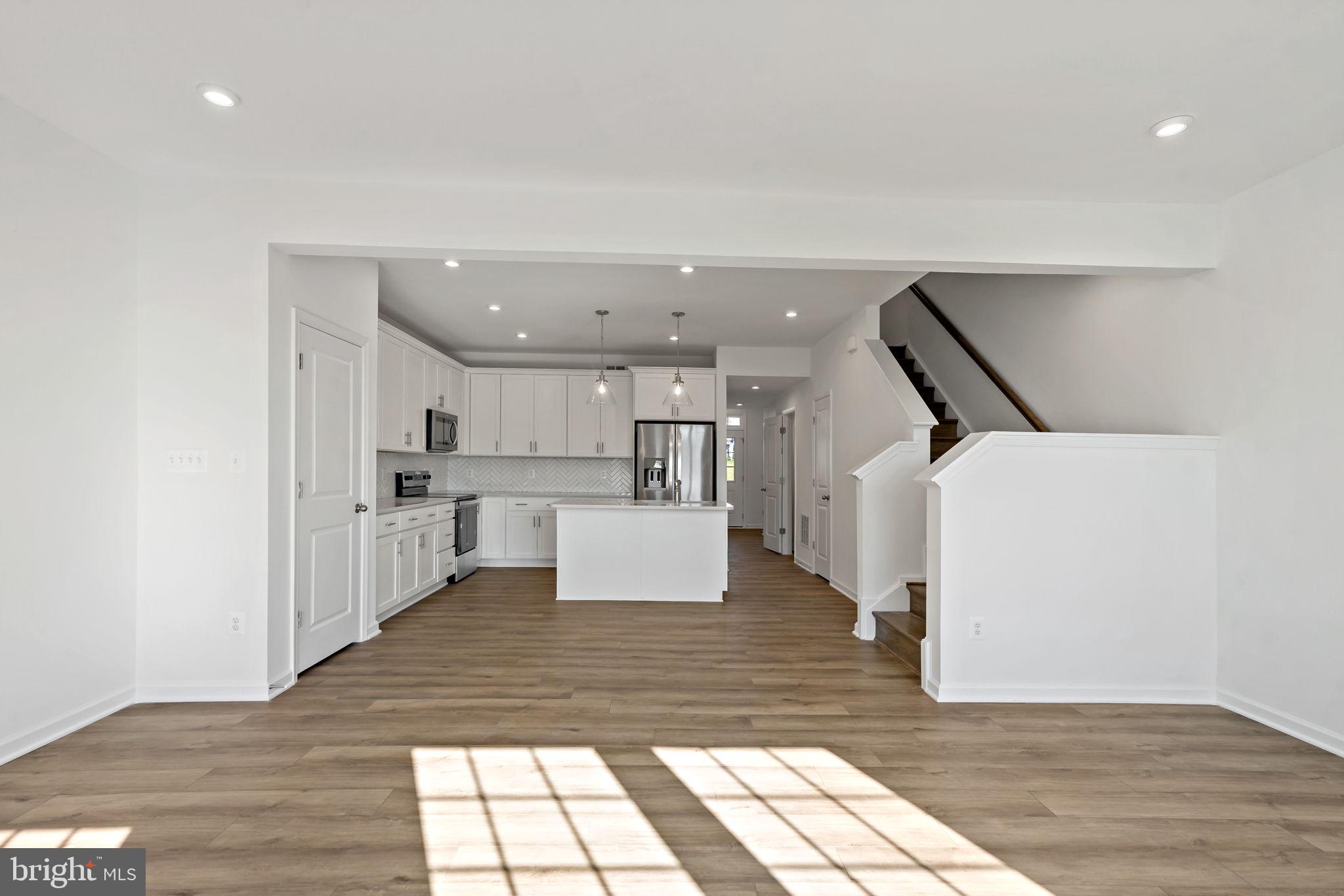 MARTINSBURG STATION - Residential