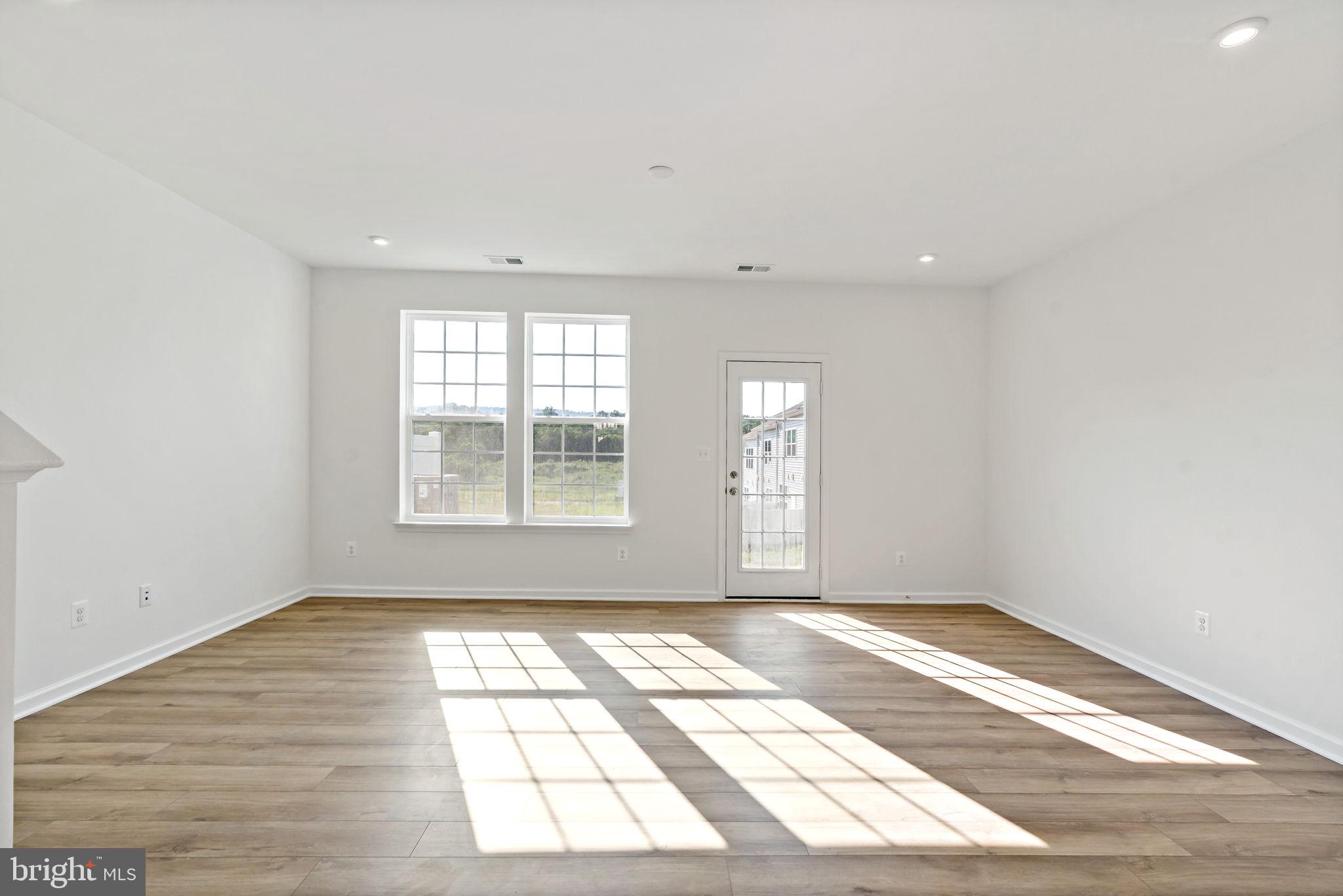 MARTINSBURG STATION - Residential