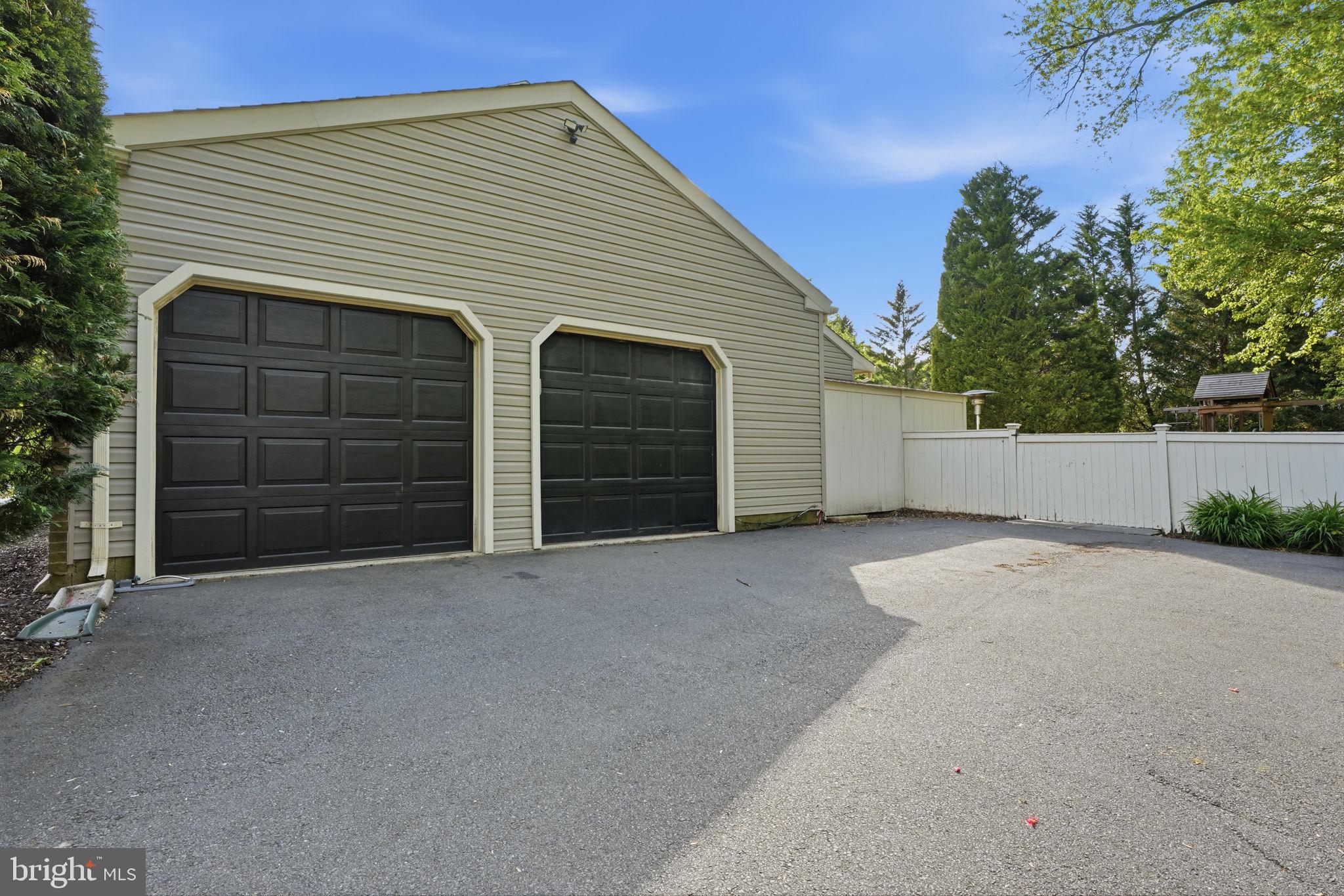 9 EDITH DRIVE
