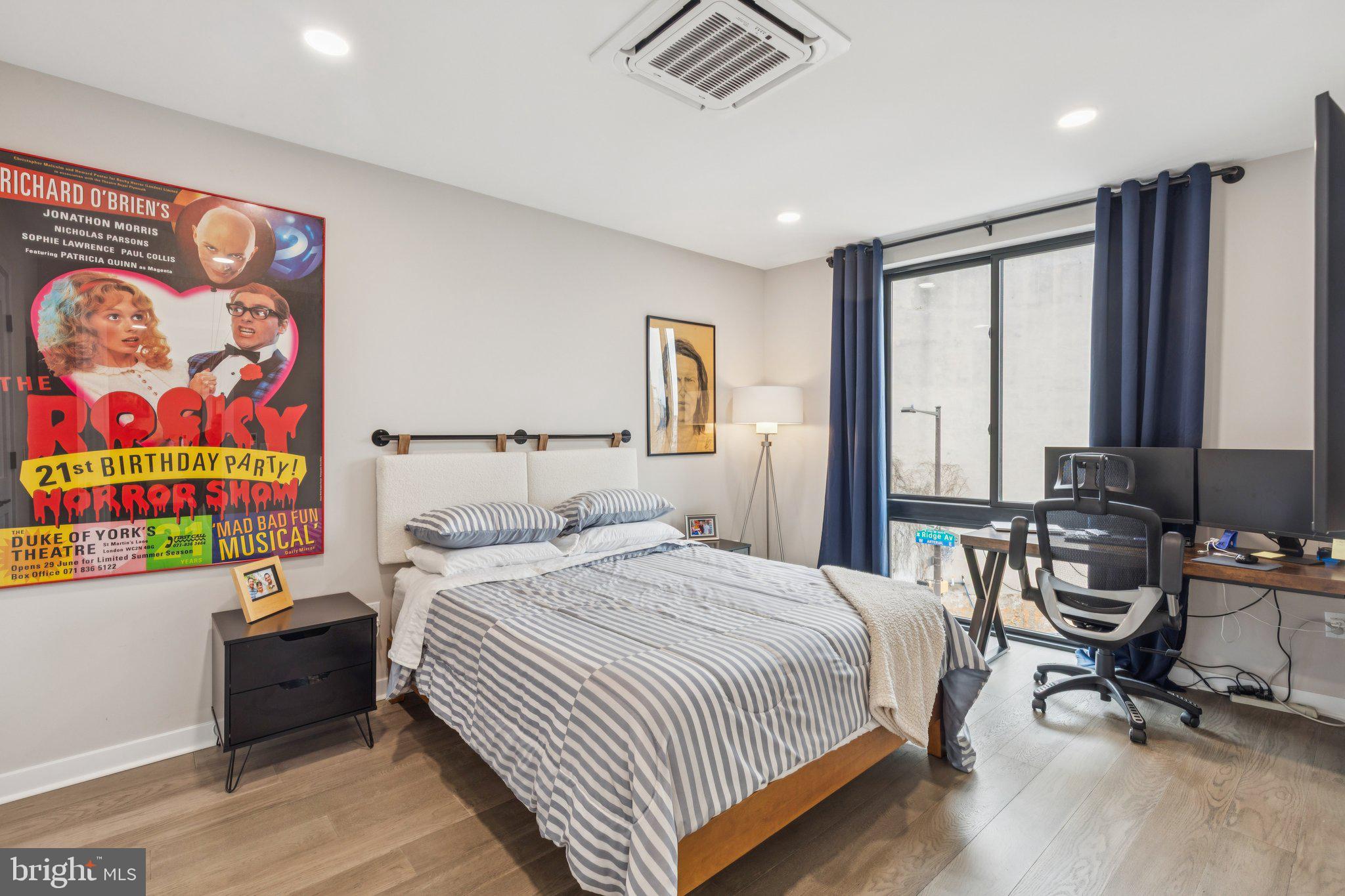 FRANCISVILLE - Residential