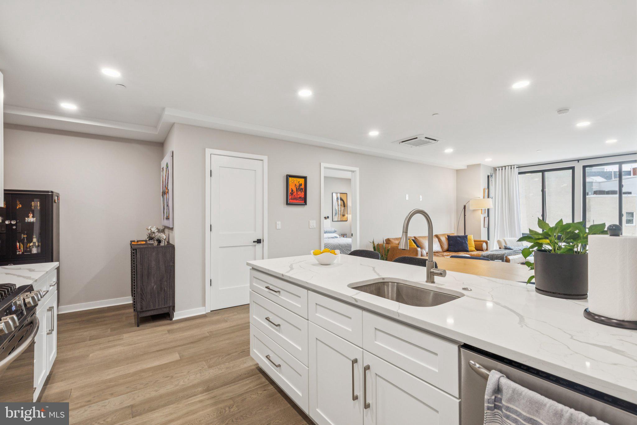 FRANCISVILLE - Residential