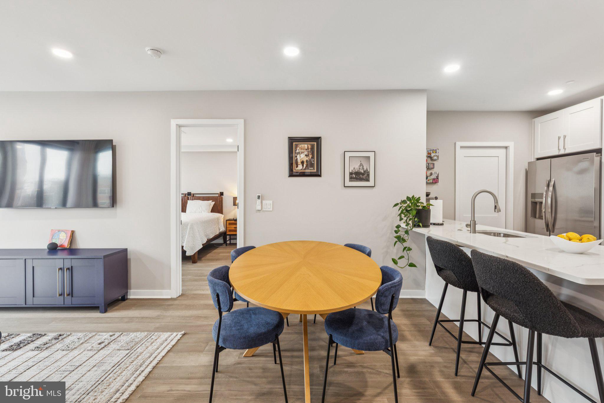 FRANCISVILLE - Residential