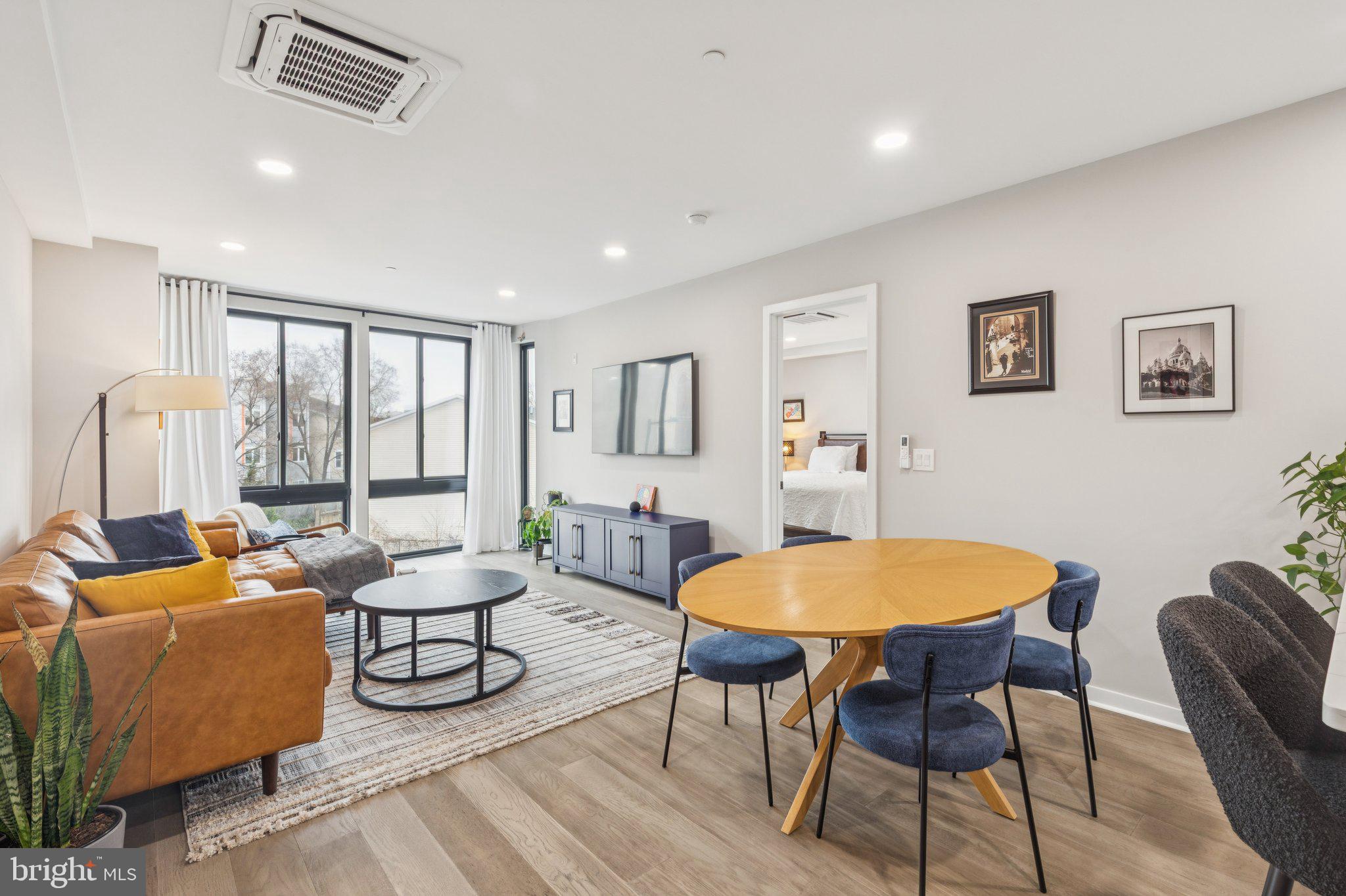 FRANCISVILLE - Residential