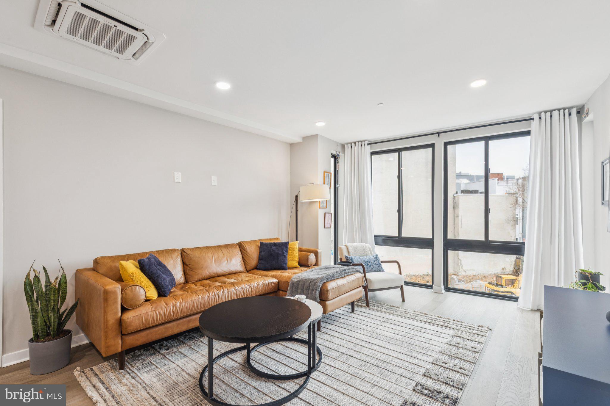 FRANCISVILLE - Residential