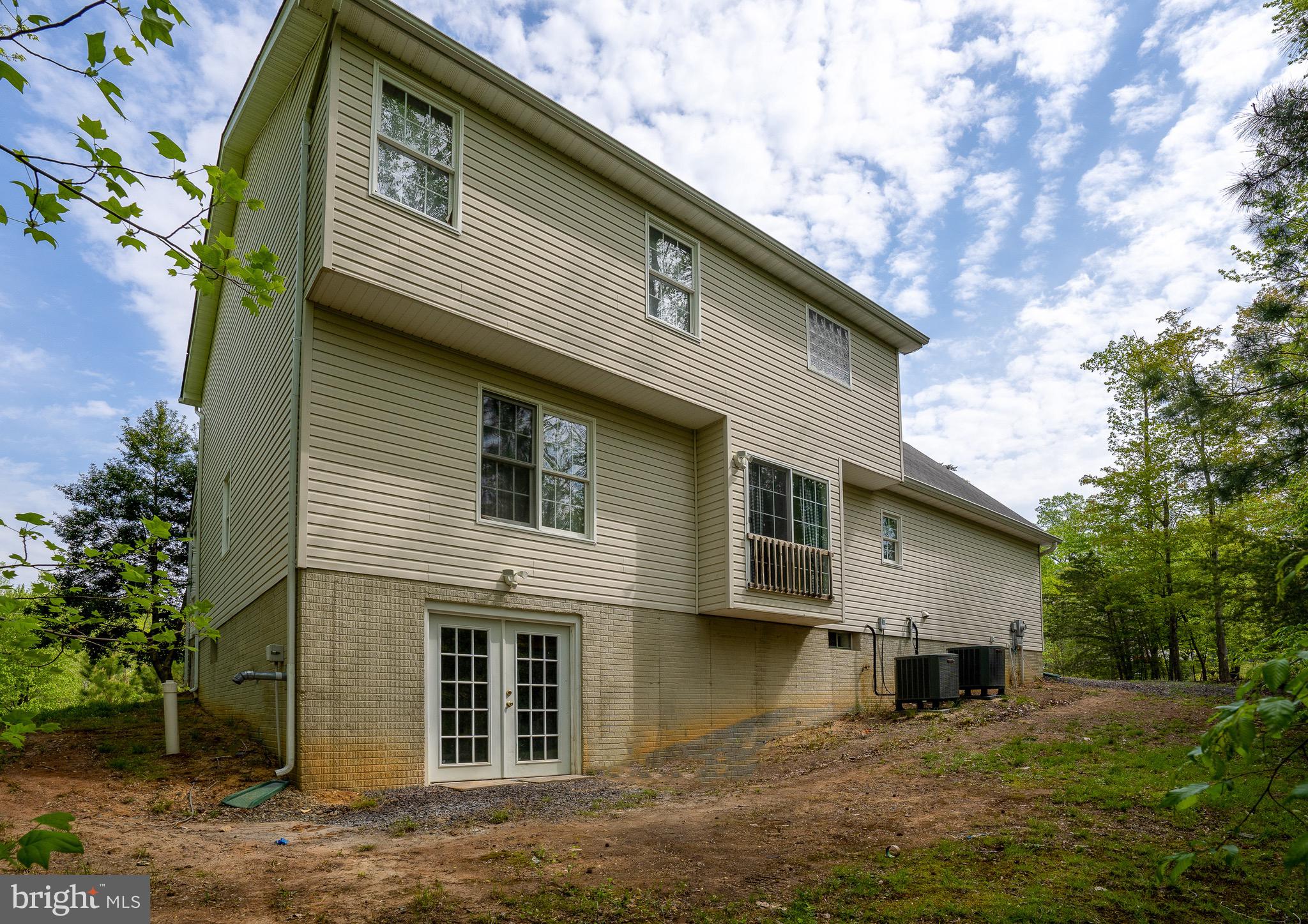 PRIEIDENTIAL LAKES - Residential