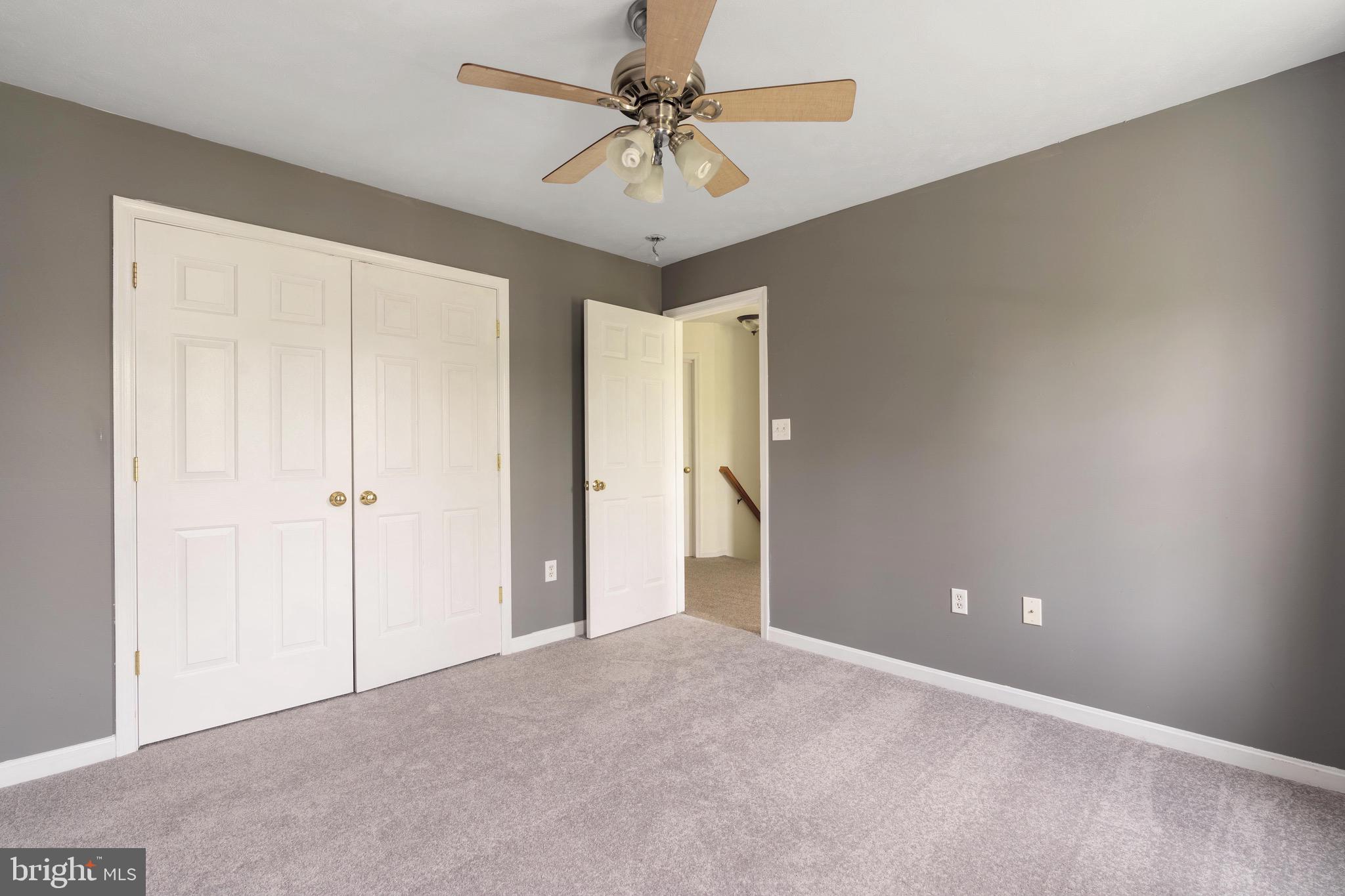 PRIEIDENTIAL LAKES - Residential