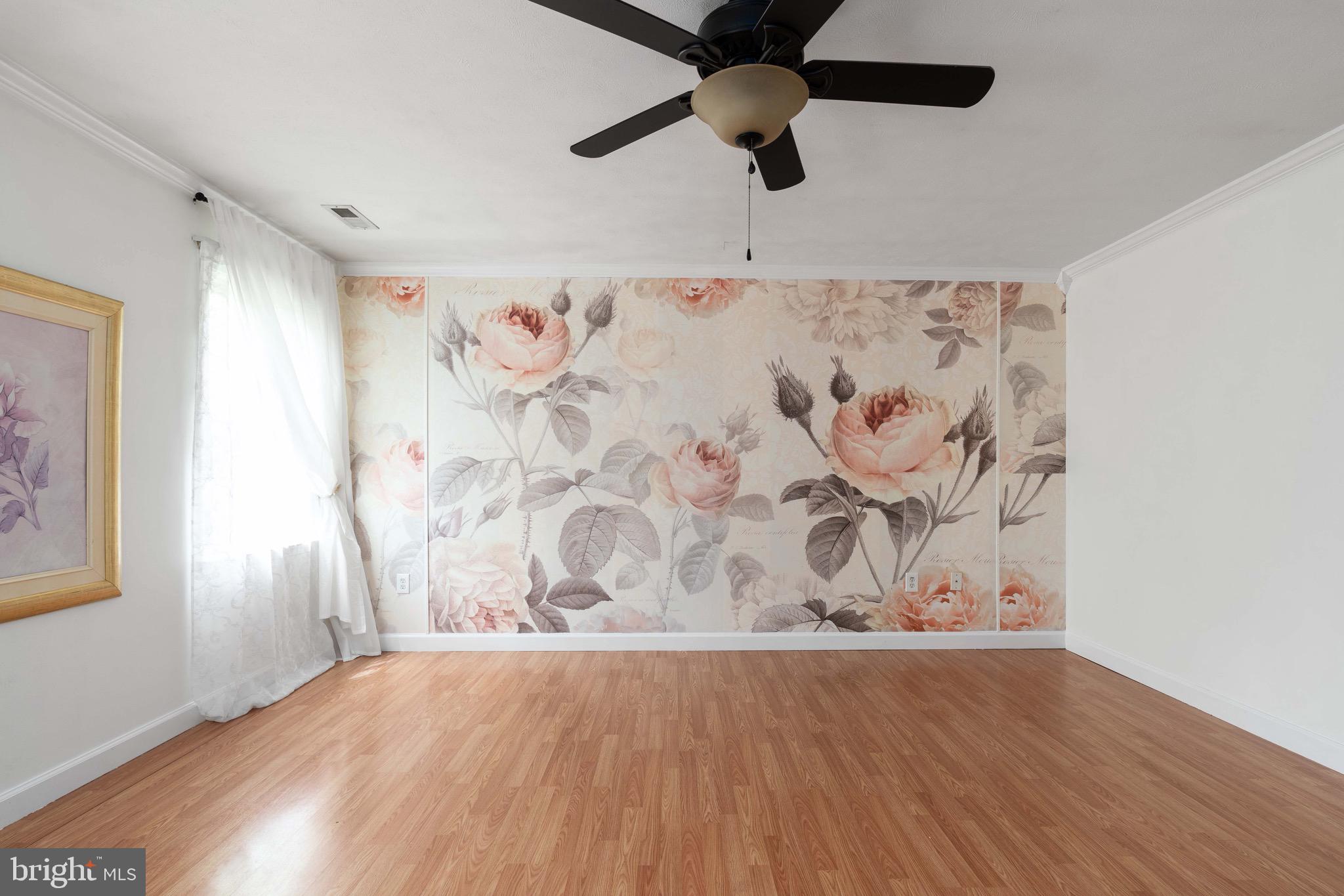 PRIEIDENTIAL LAKES - Residential