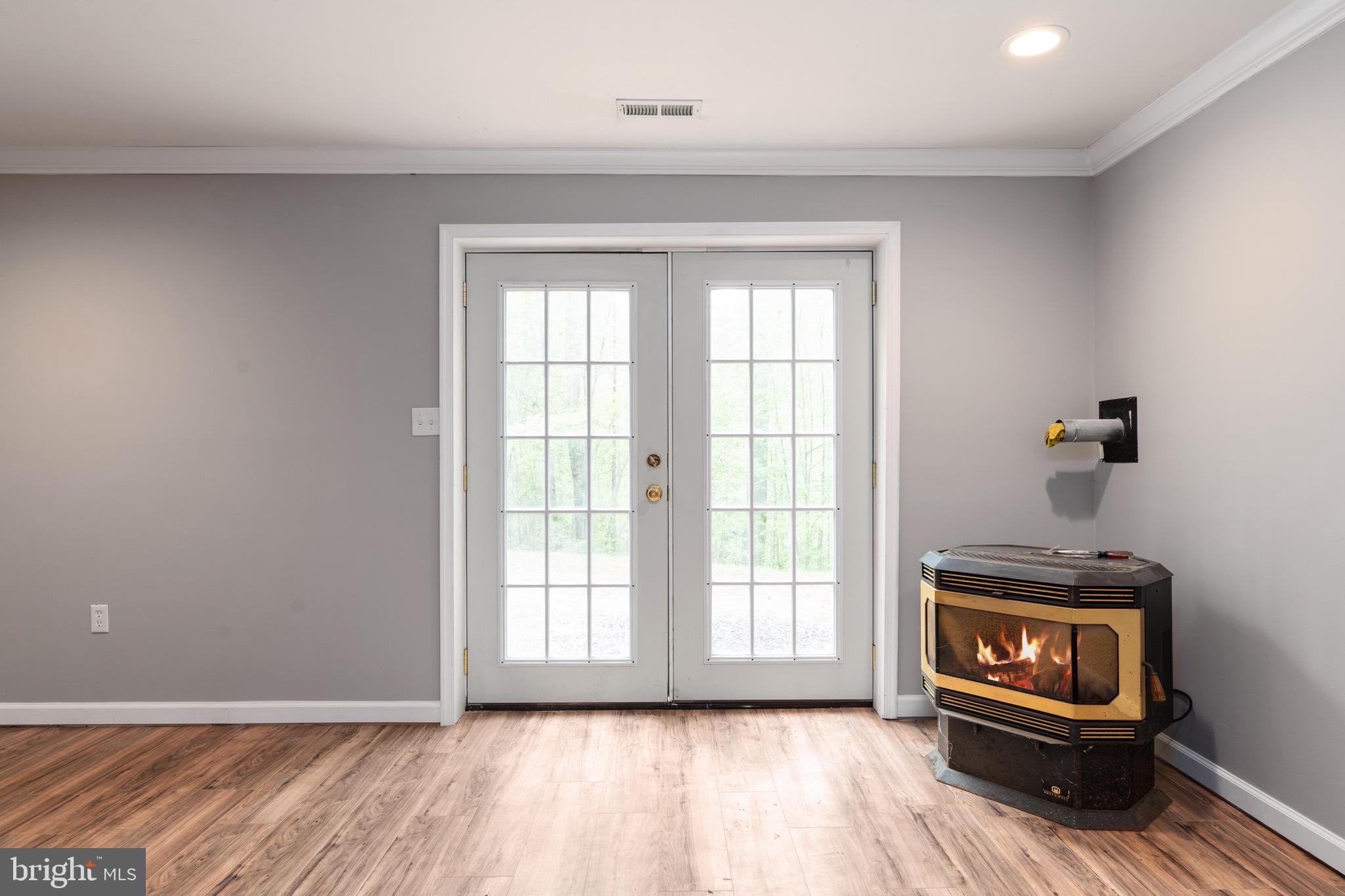 PRIEIDENTIAL LAKES - Residential