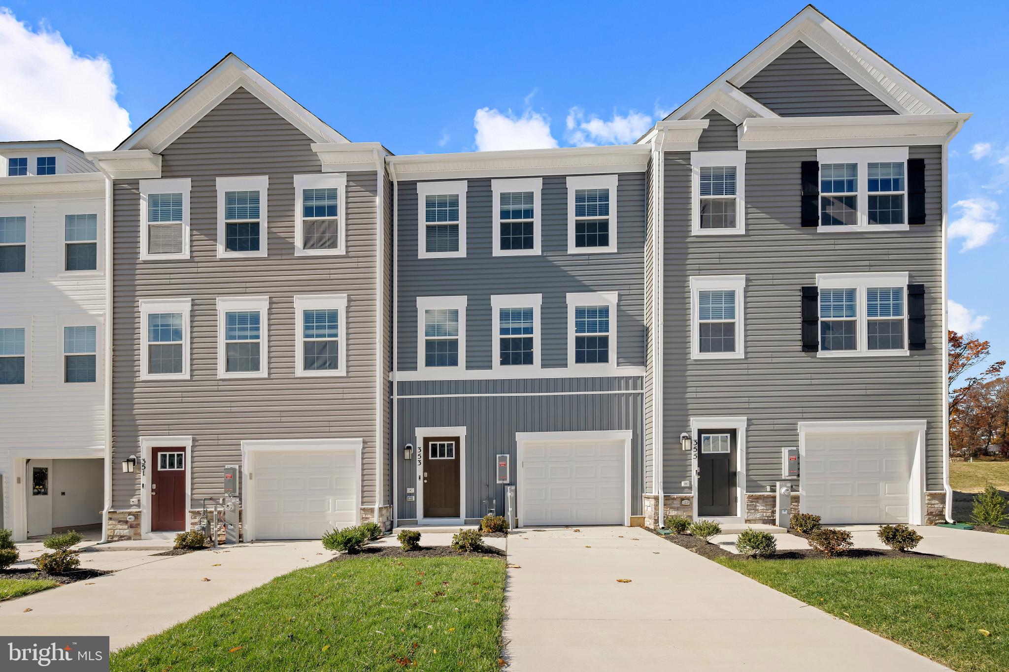 MAGNOLIA LANDING - Residential