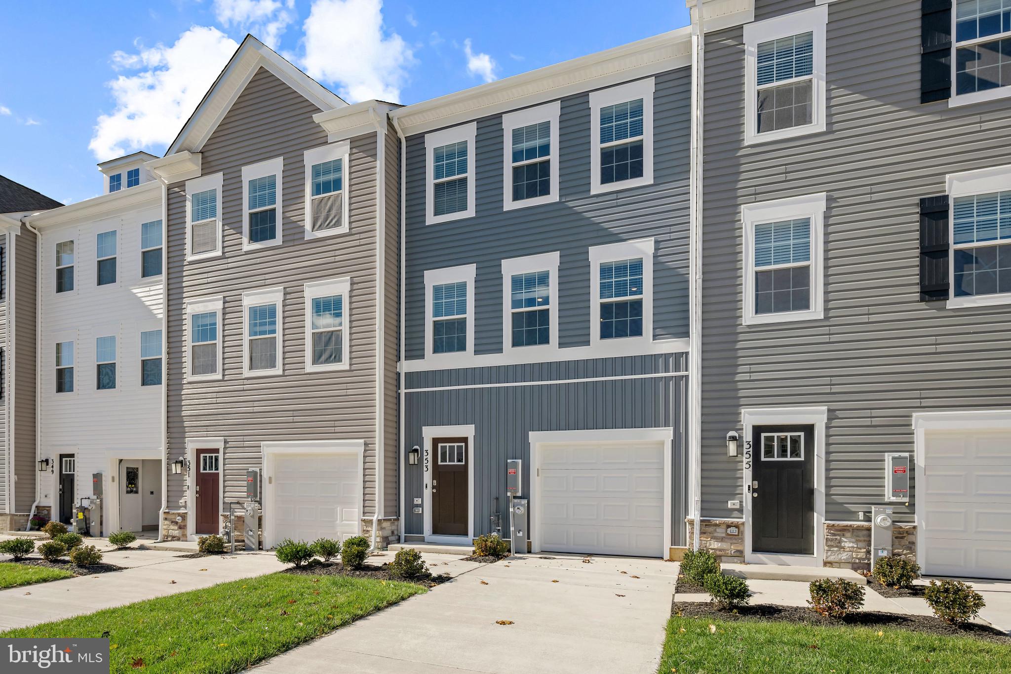 MAGNOLIA LANDING - Residential