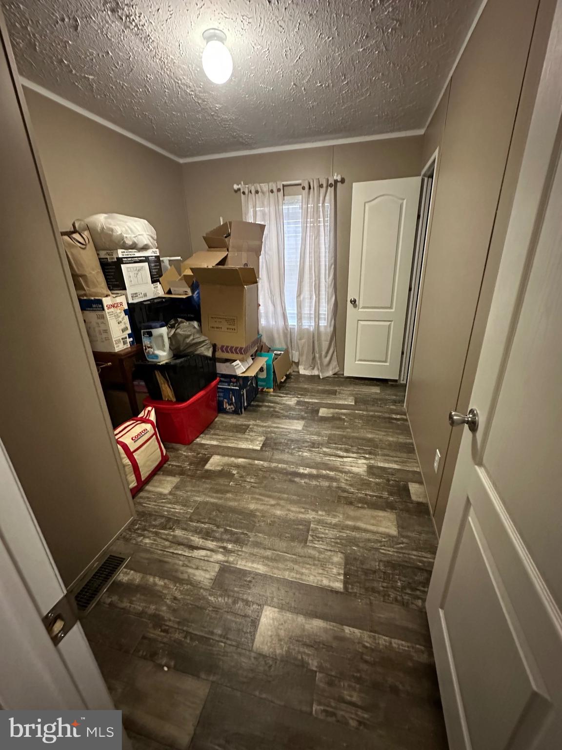 BAY COUNTRY ESTATES - Residential