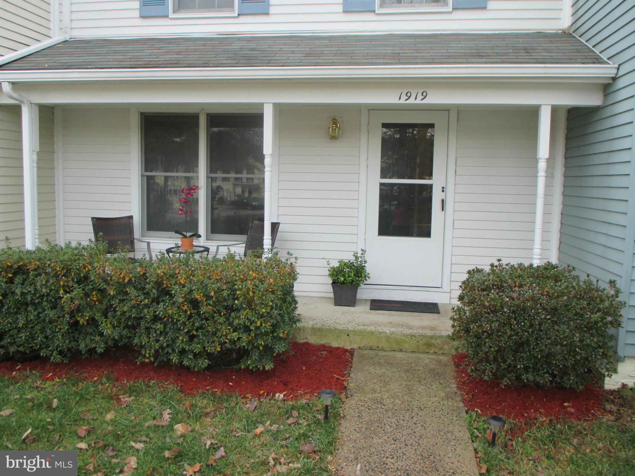ROLLING BROOK - Residential Lease