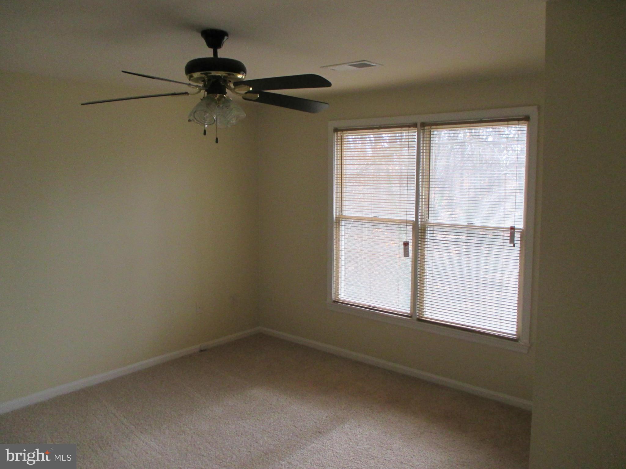 ROLLING BROOK - Residential Lease