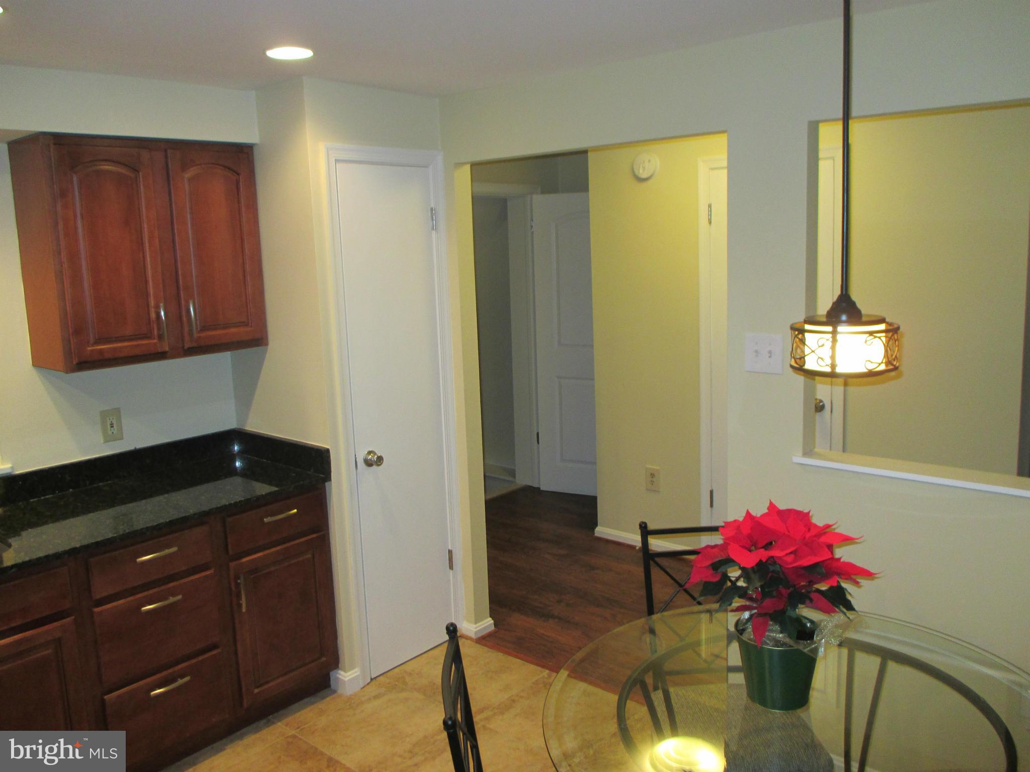 ROLLING BROOK - Residential Lease