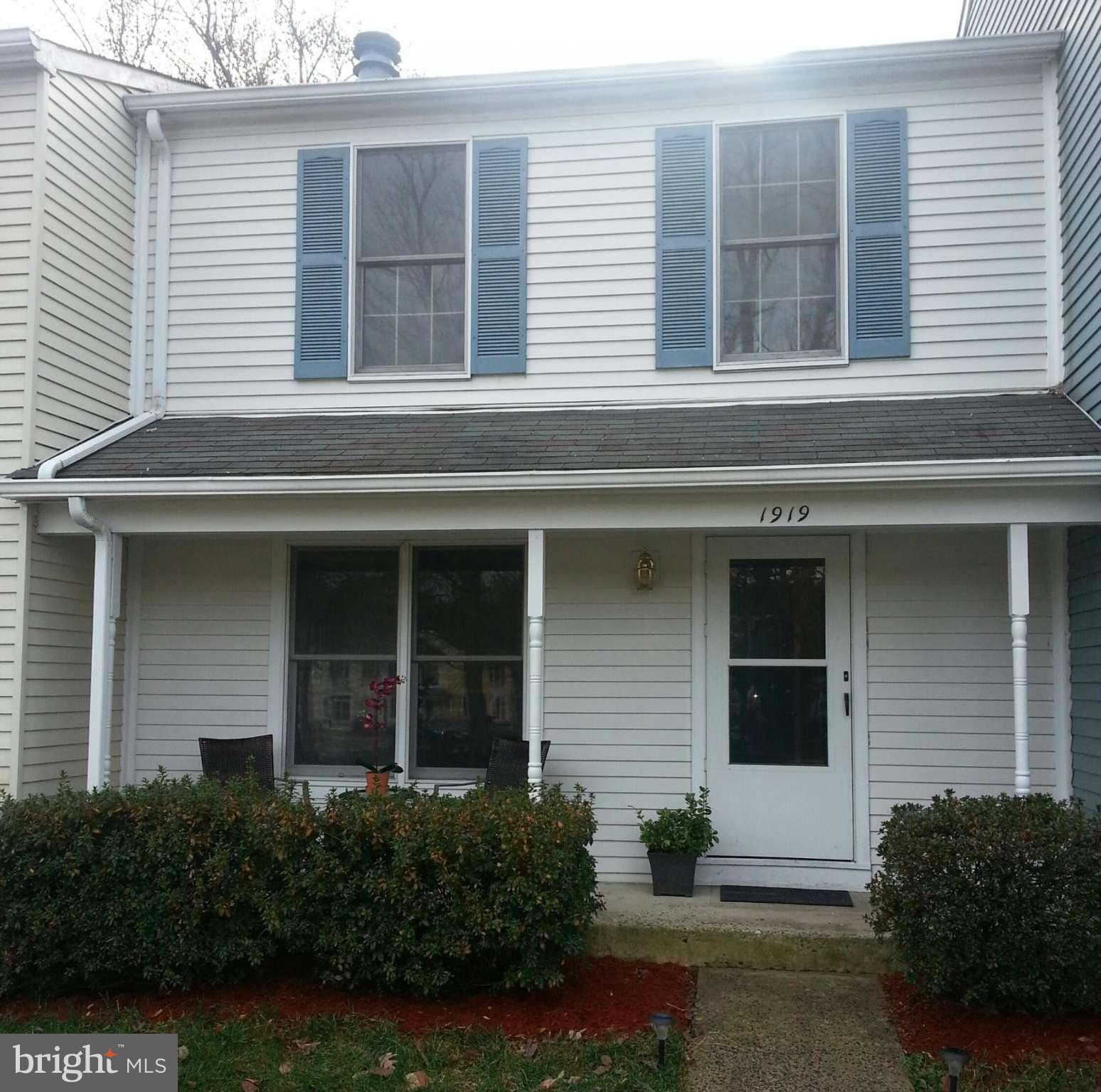 ROLLING BROOK - Residential Lease