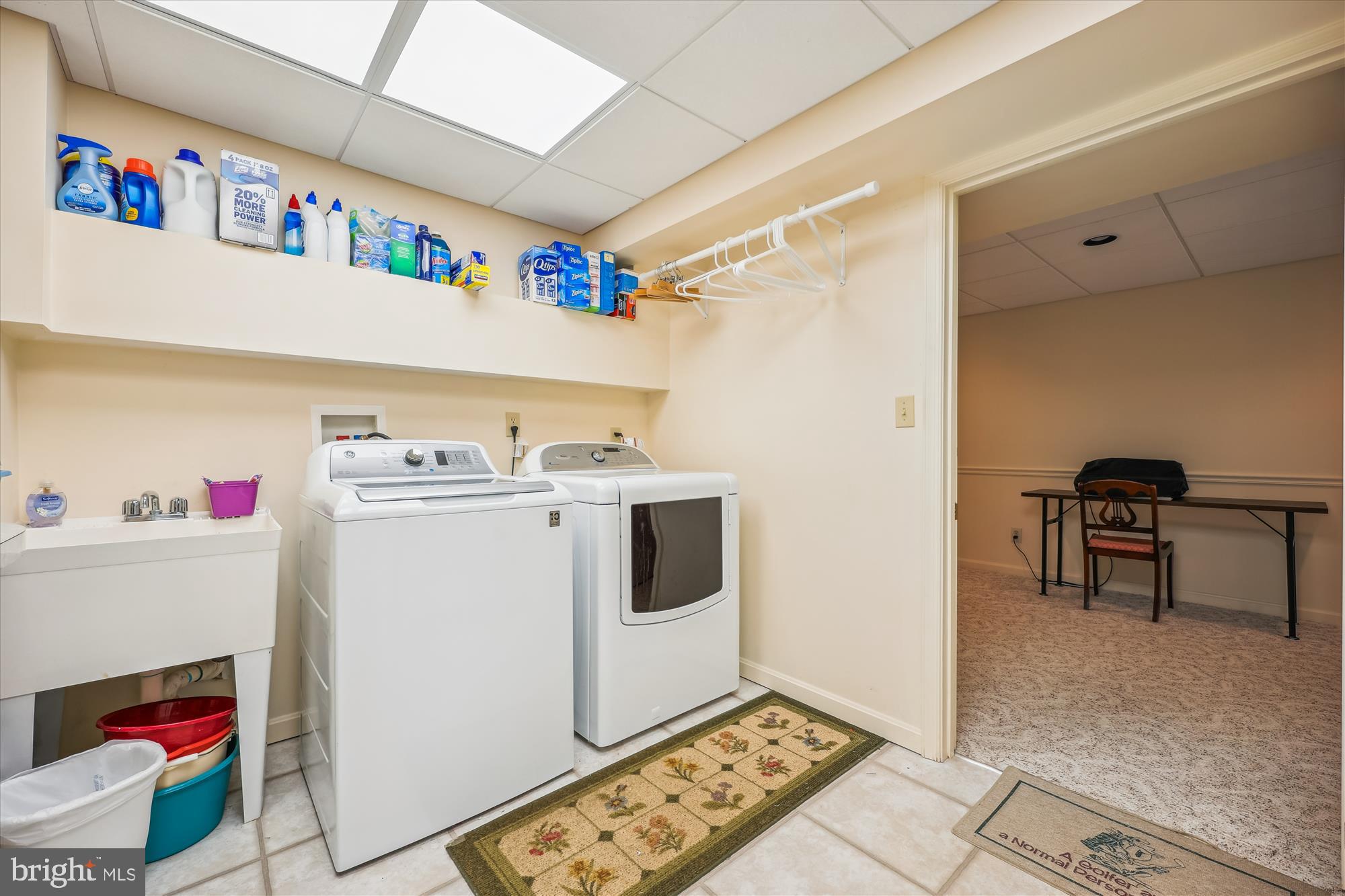 ASHLEY HOLLOW - Residential