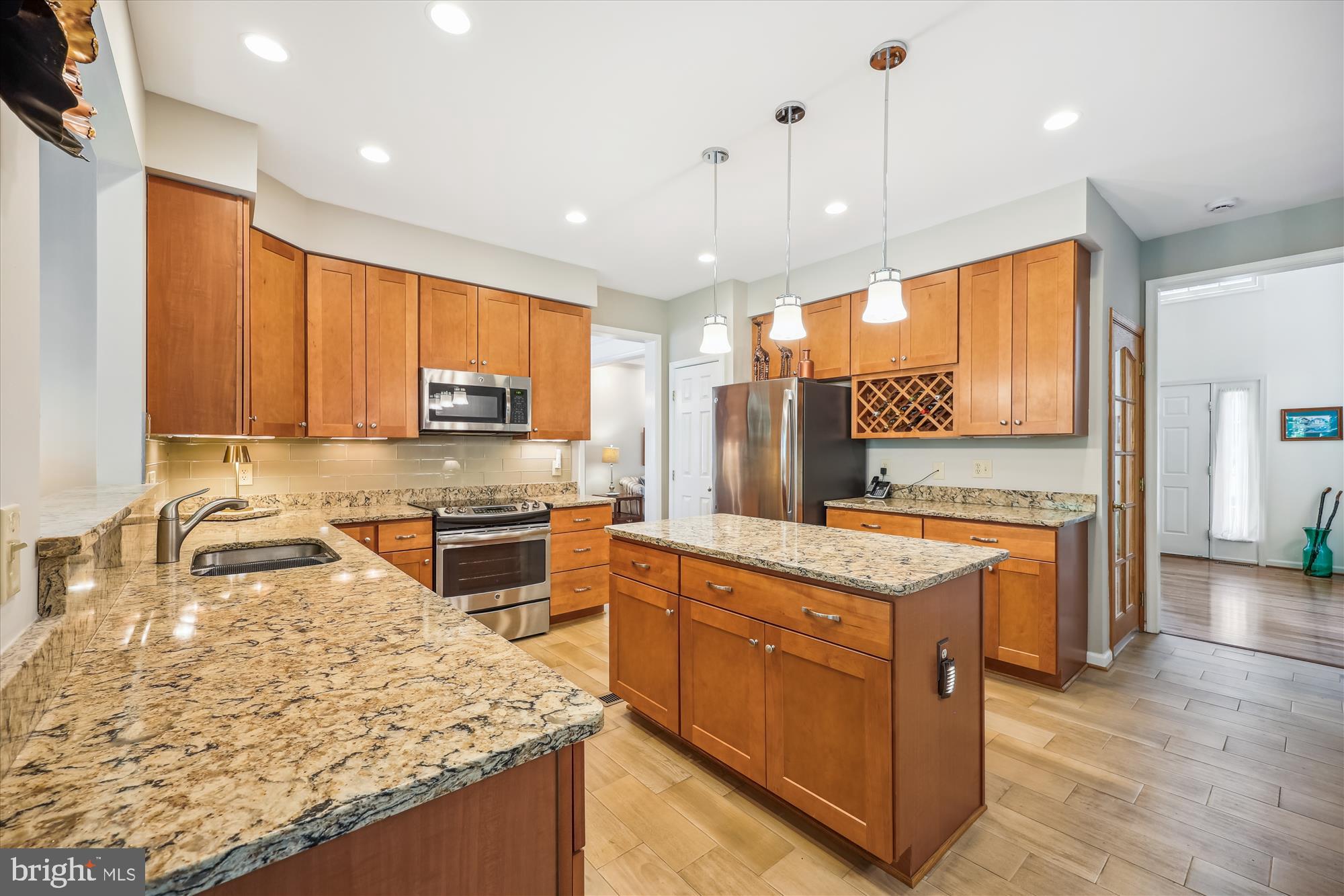 ASHLEY HOLLOW - Residential