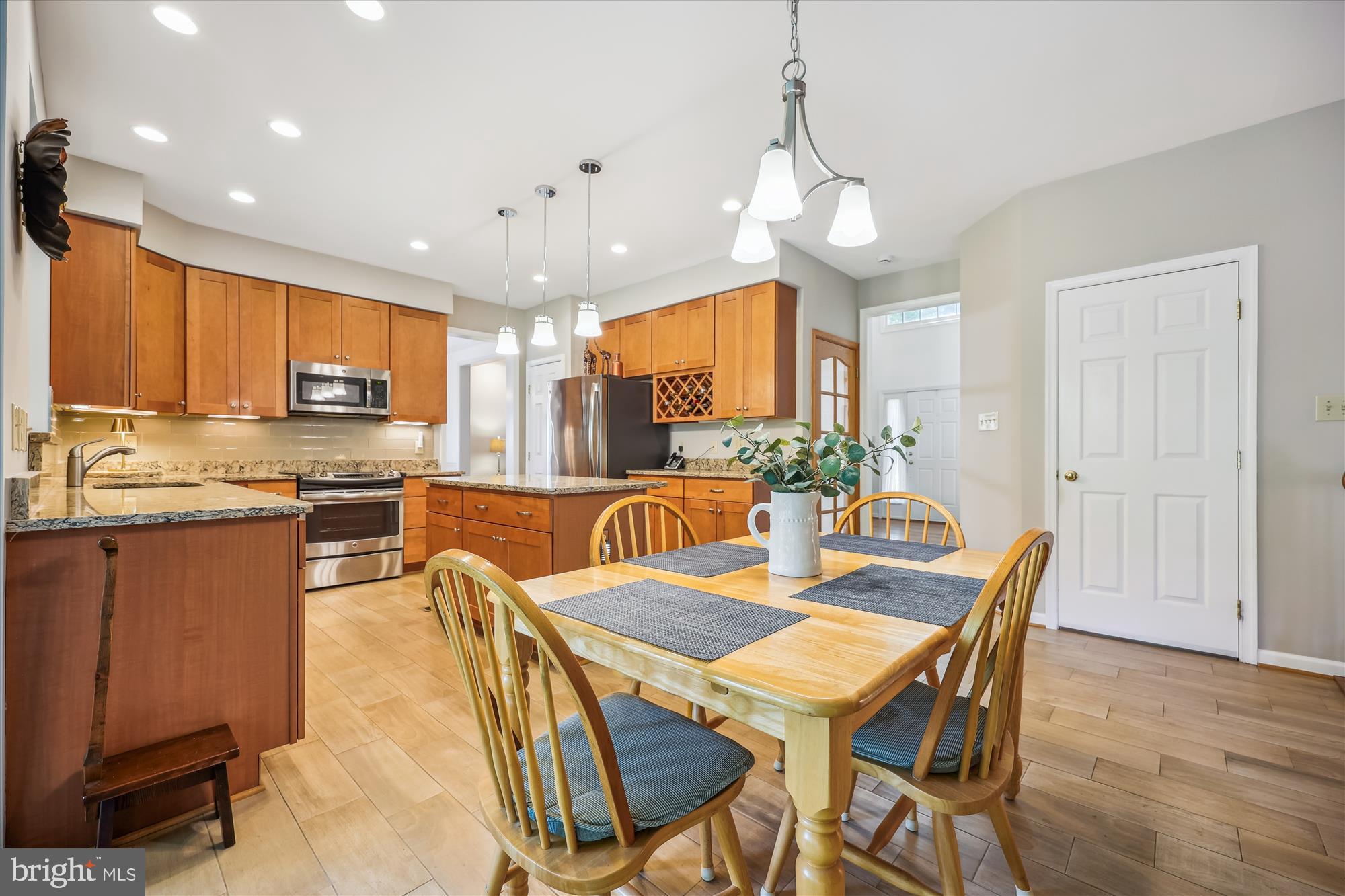 ASHLEY HOLLOW - Residential