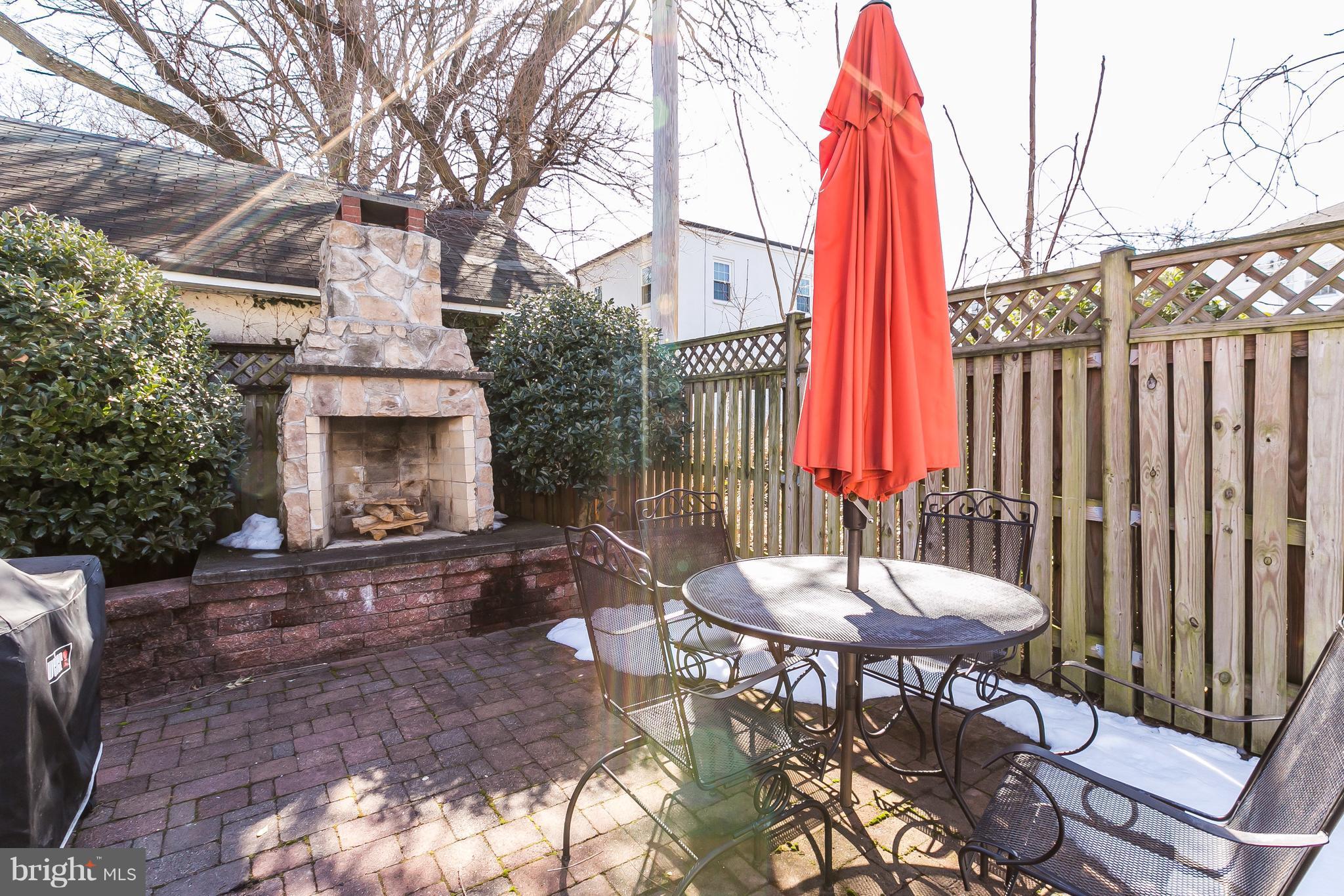 SOUTHLAND HILLS - Residential