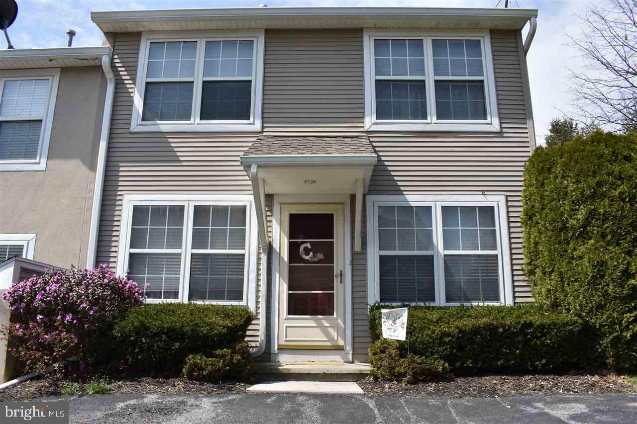 Well maintained 2 bedroom, 1-1/2 bath condo in Carlisle borough. New flooring throughout downstairs. End unit gives some extra privacy. 2 car off street parking.