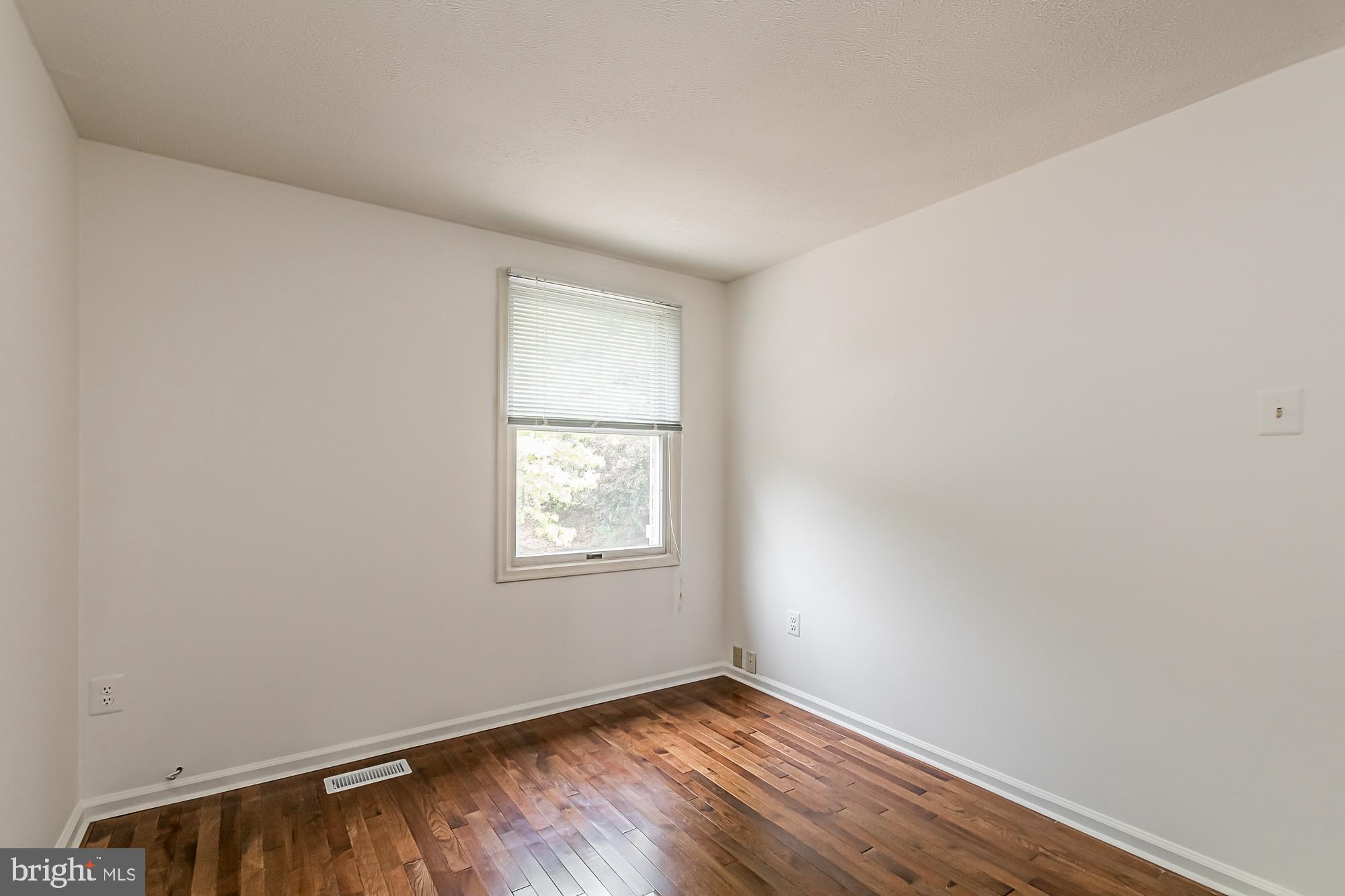 CROSBY HILL - Residential