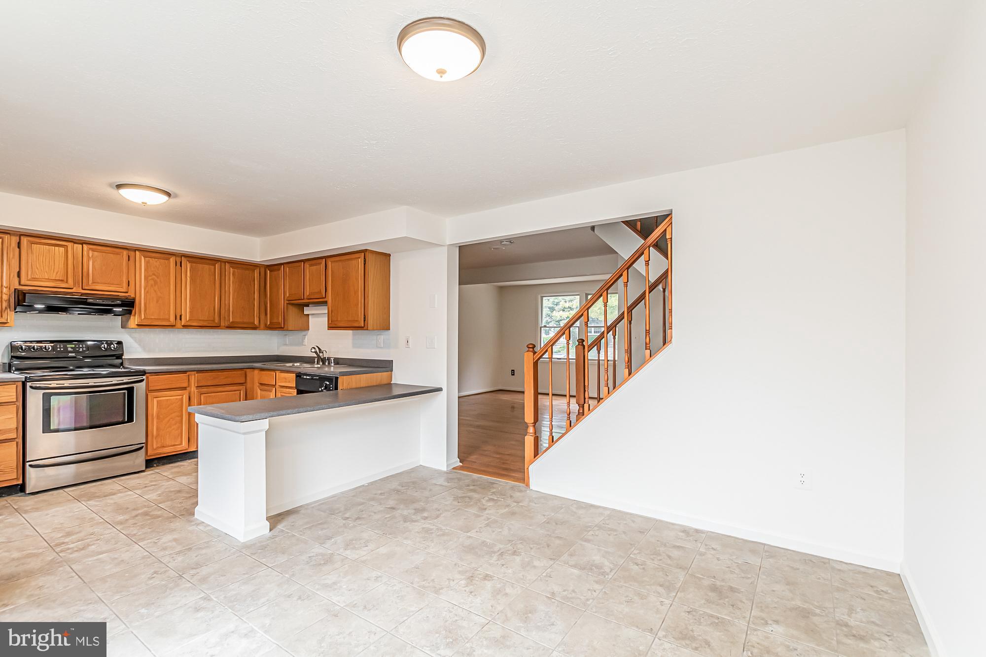 CROSBY HILL - Residential