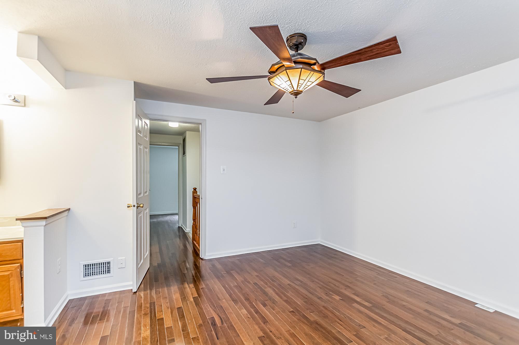 CROSBY HILL - Residential