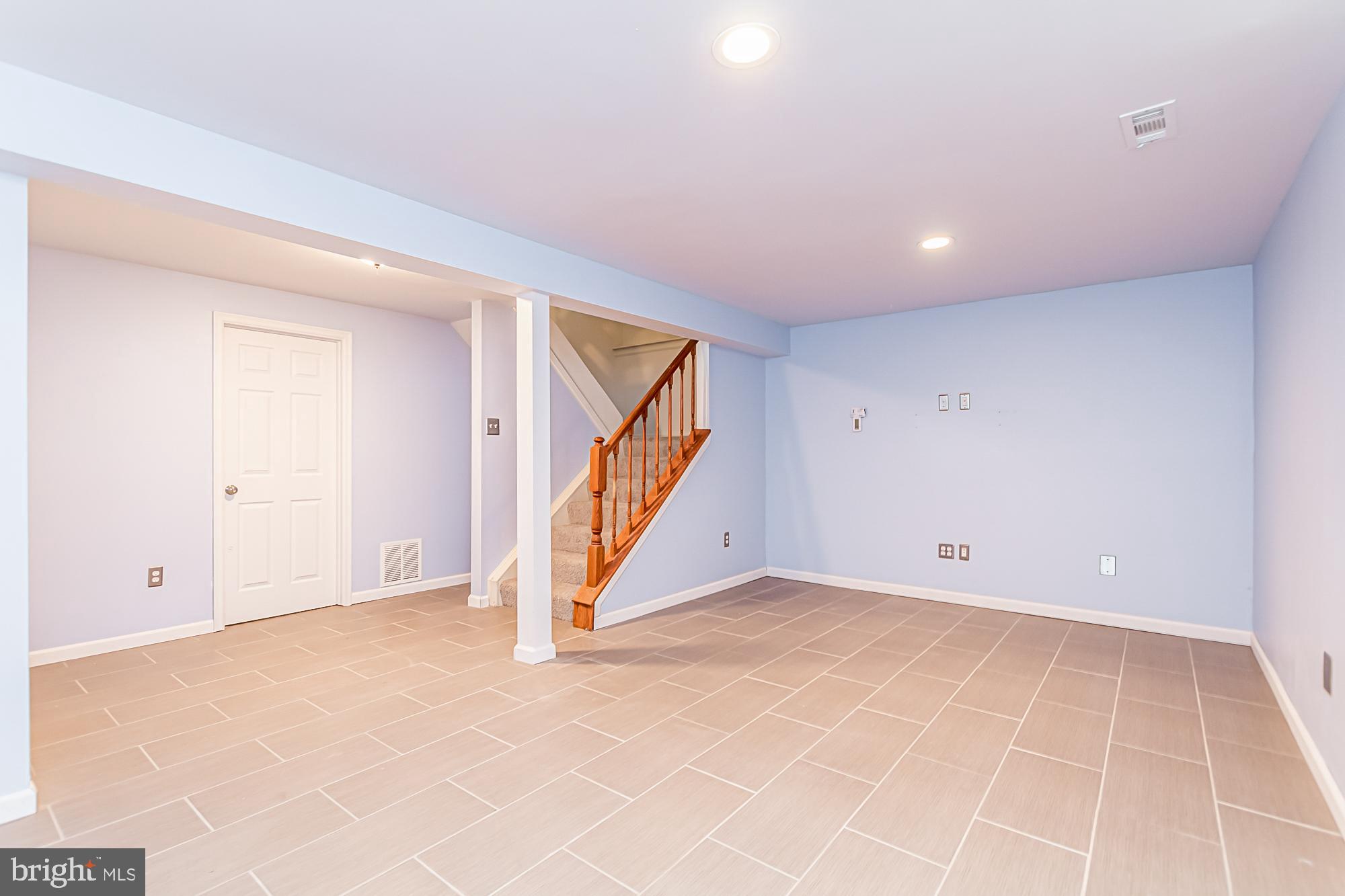 CROSBY HILL - Residential