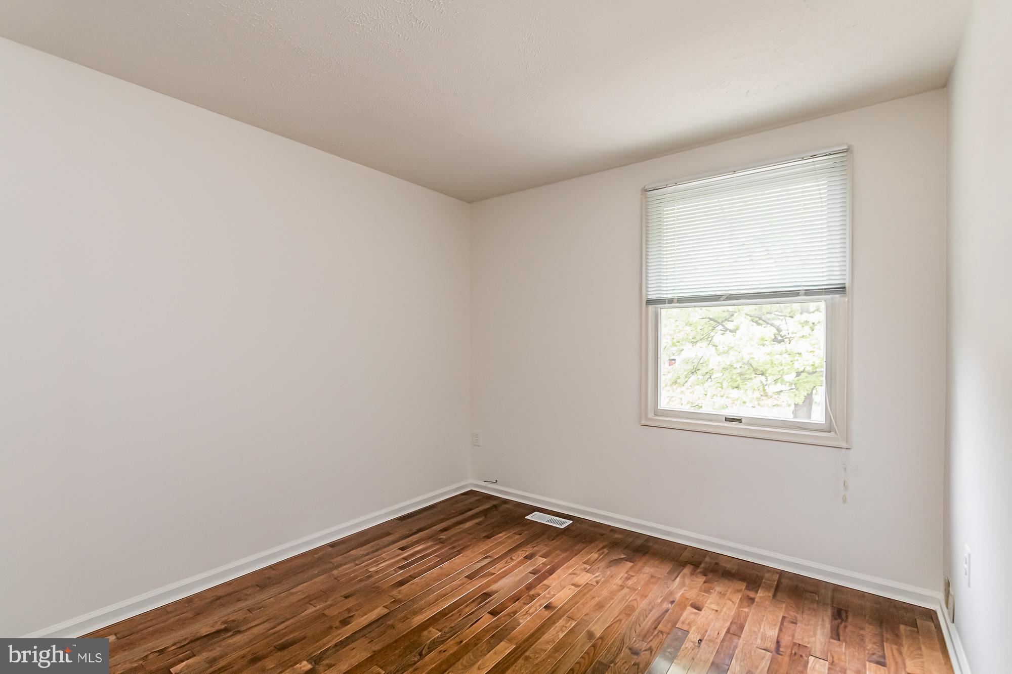 CROSBY HILL - Residential