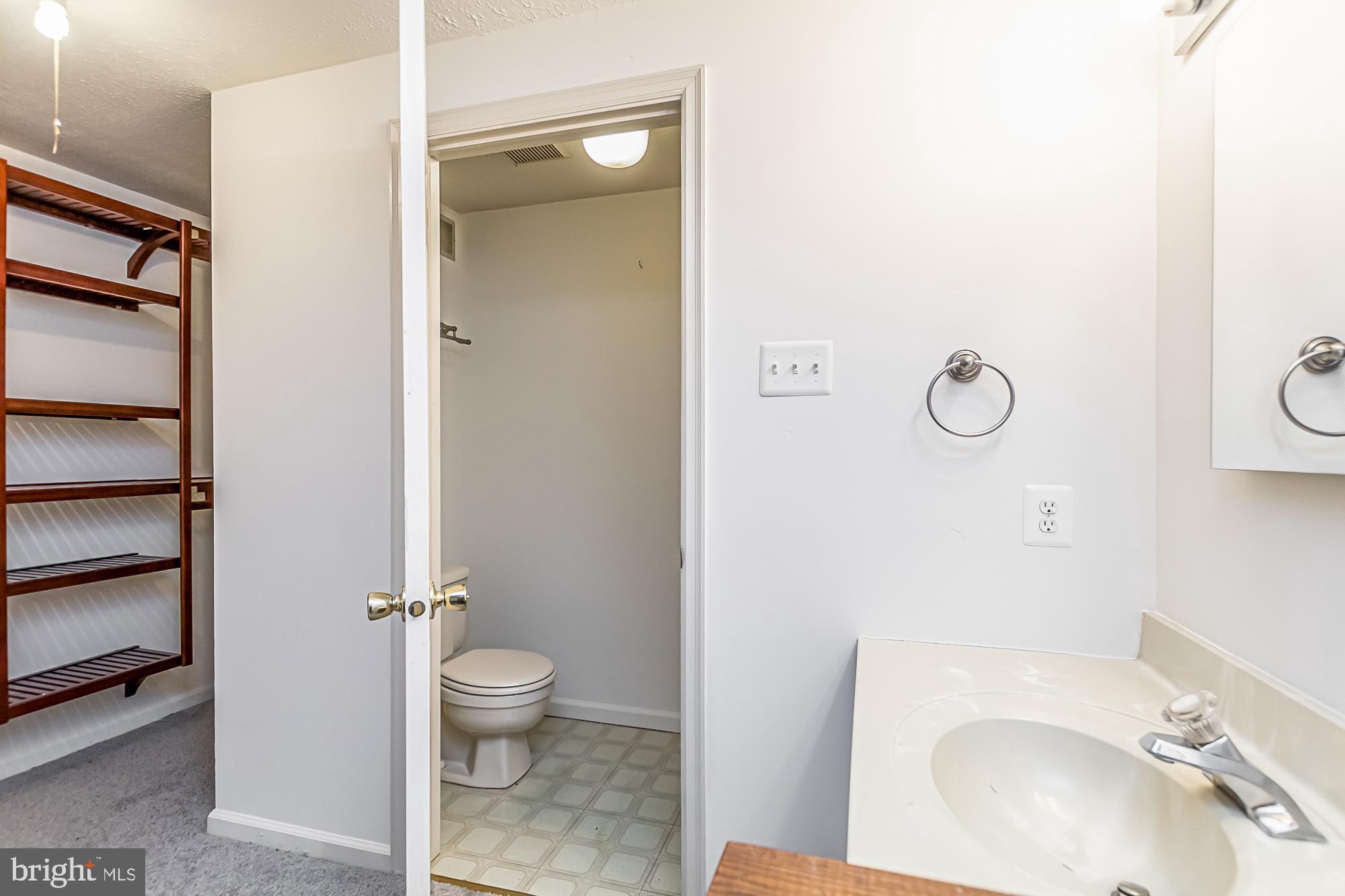 CROSBY HILL - Residential