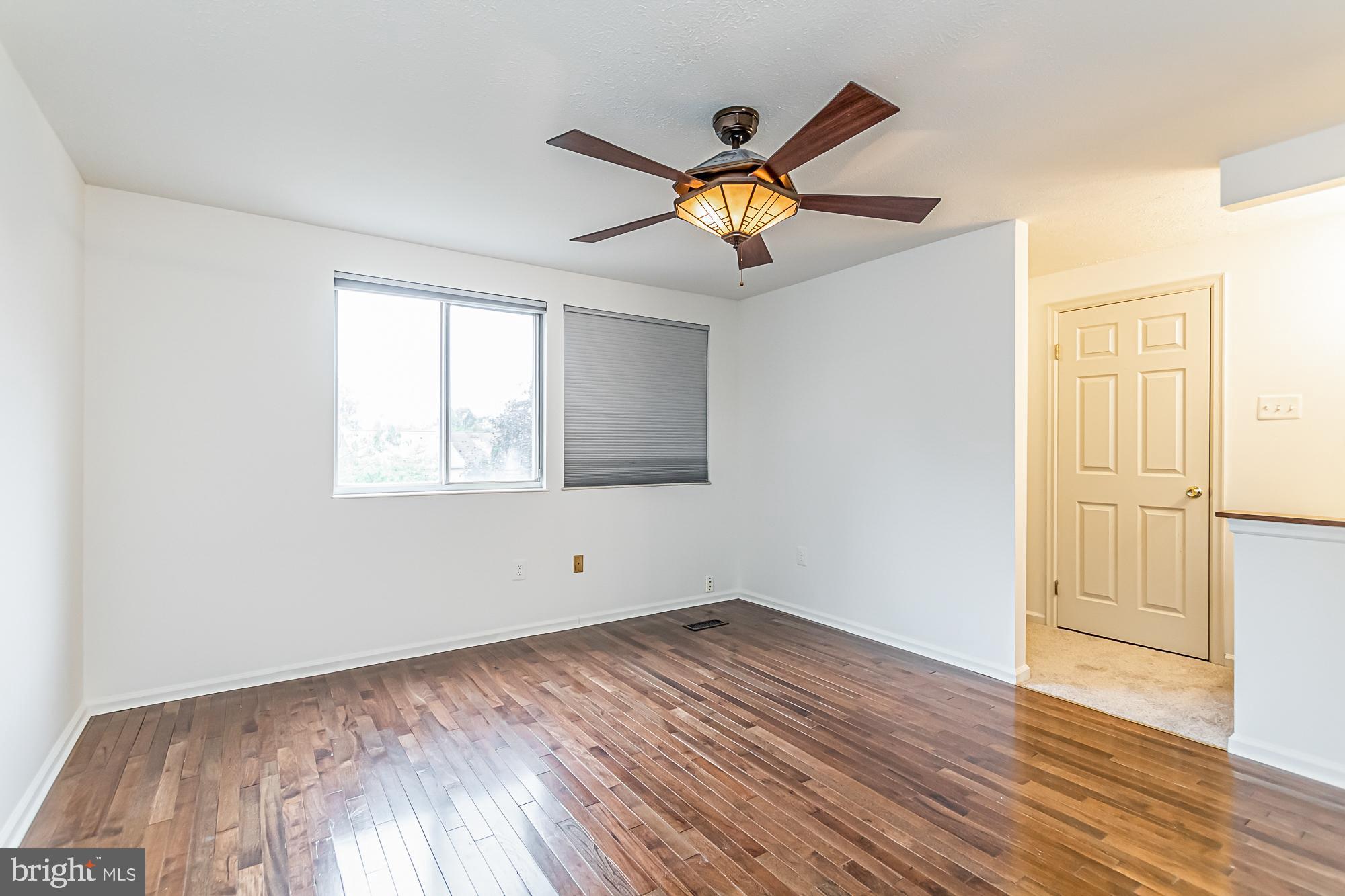 CROSBY HILL - Residential