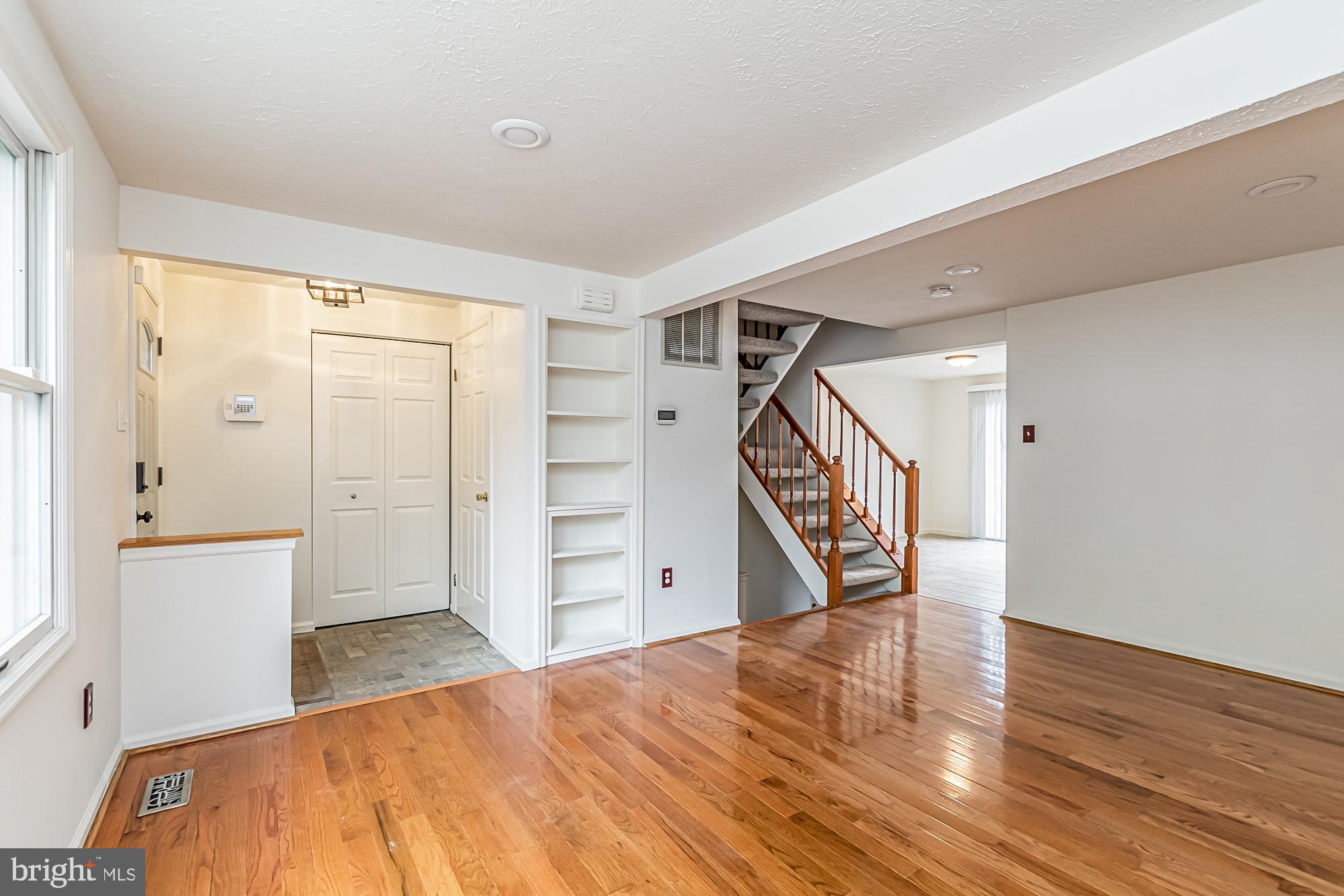 CROSBY HILL - Residential