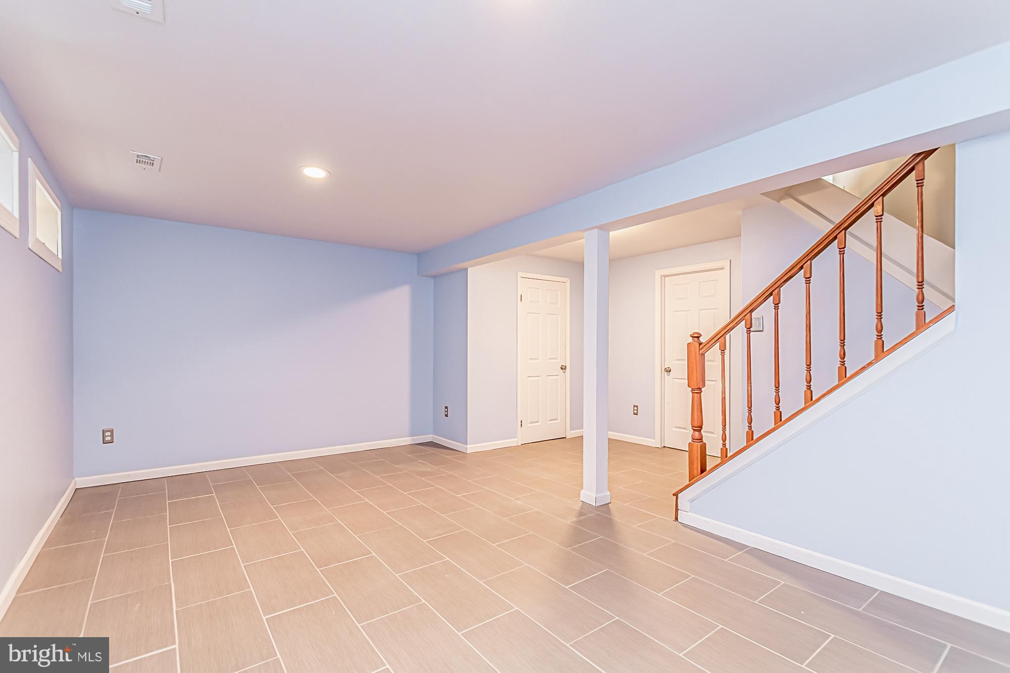 CROSBY HILL - Residential