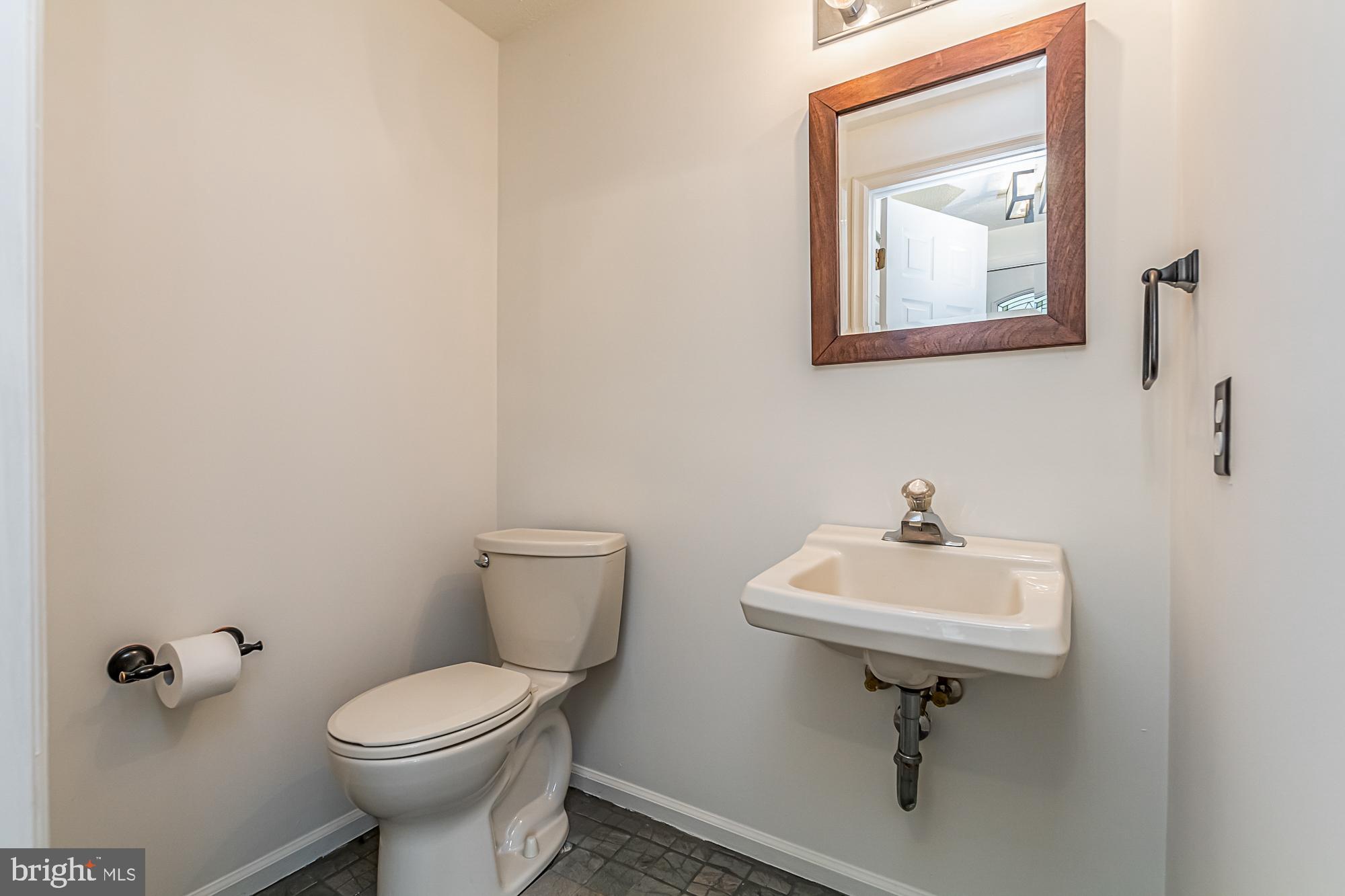 CROSBY HILL - Residential