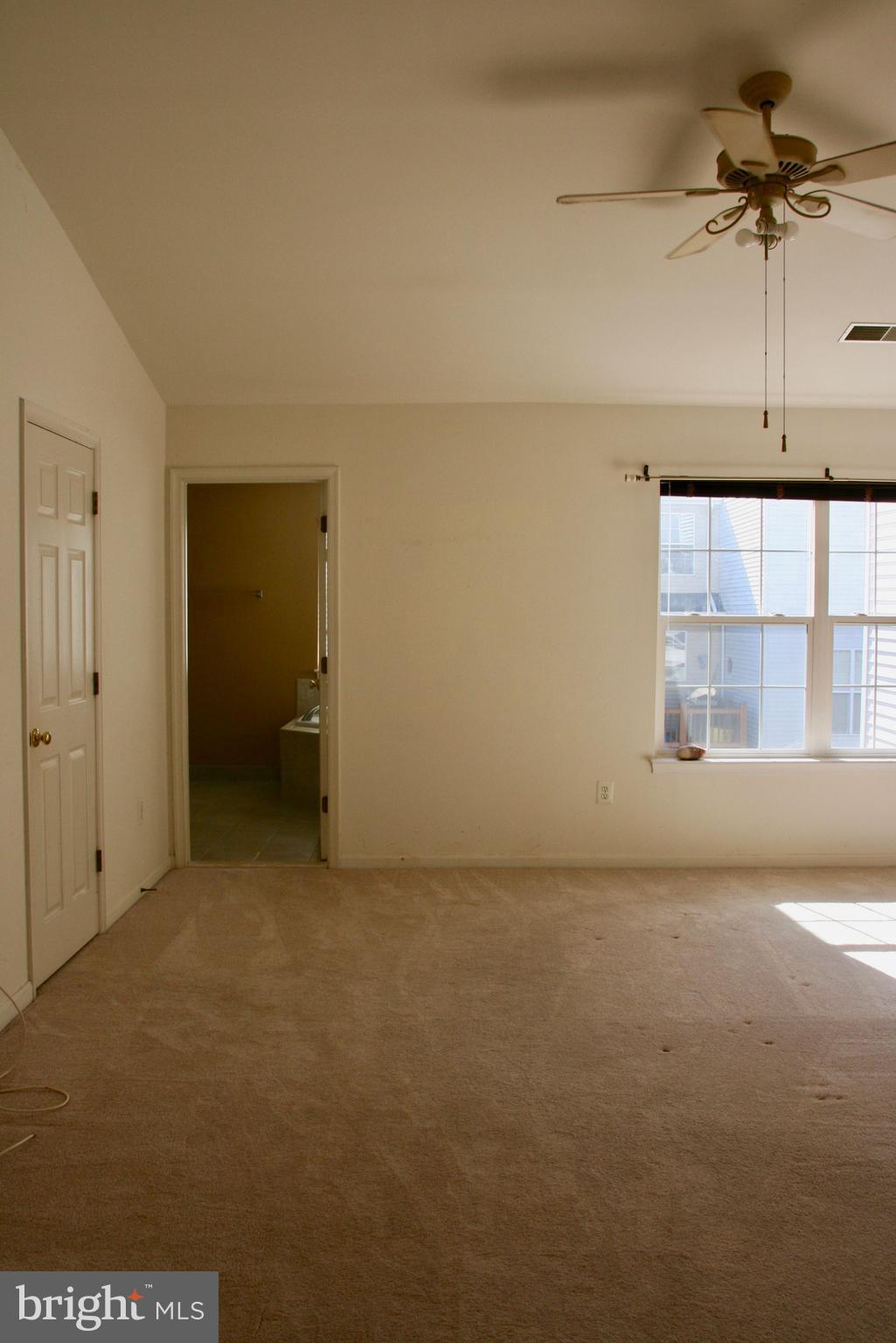 KINGSTOWNE - Residential Lease