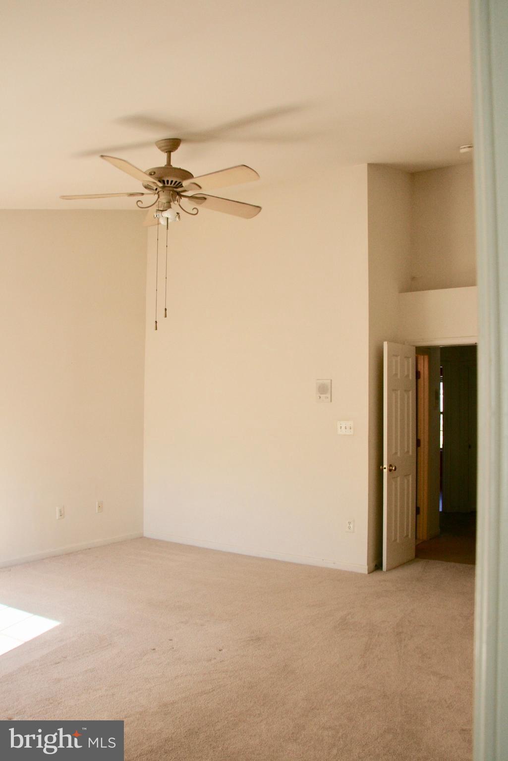 KINGSTOWNE - Residential Lease