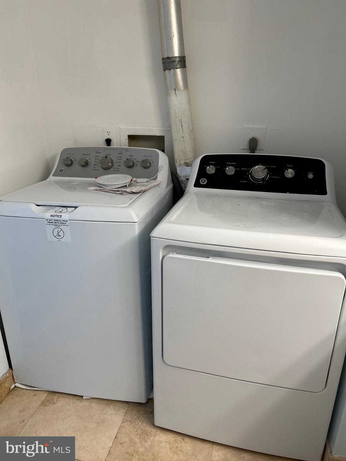 TIVOLI - Residential Lease