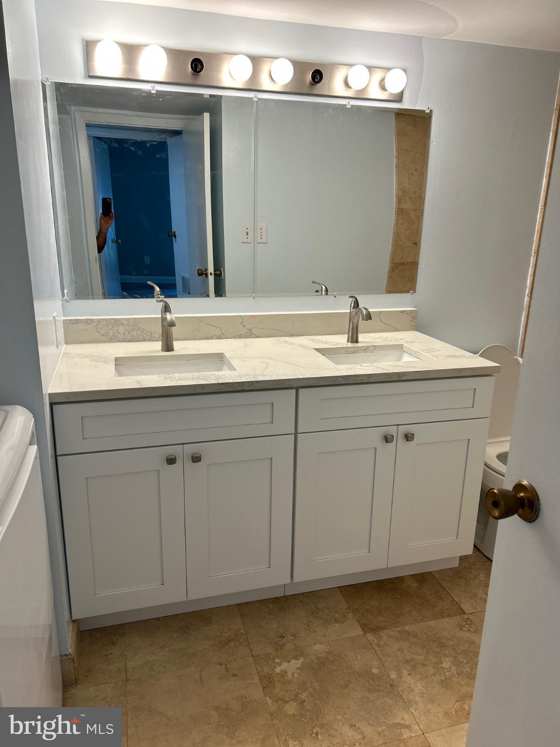 TIVOLI - Residential Lease